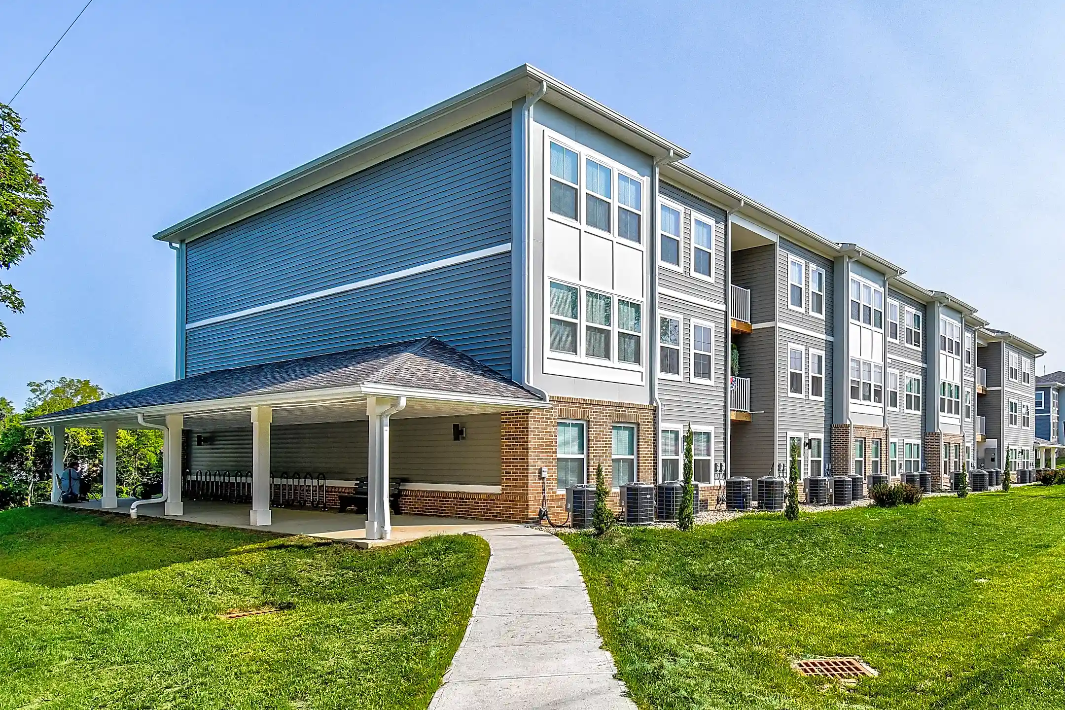 Campbell Landing 881 East Sandusky Avenue Bellefontaine, OH