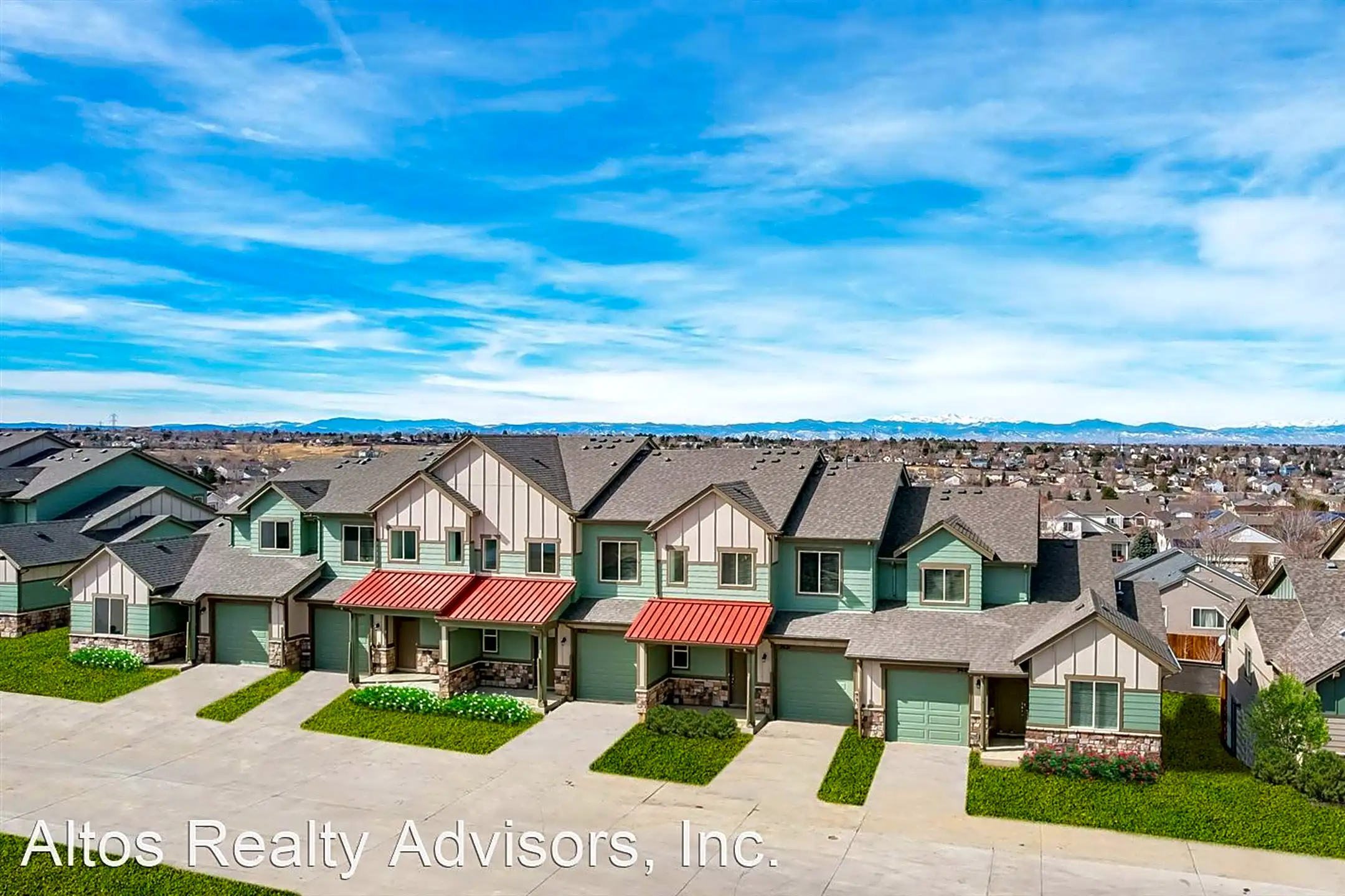 Peak at Painted Ridge Townhomes Apartments Aurora, CO 80013