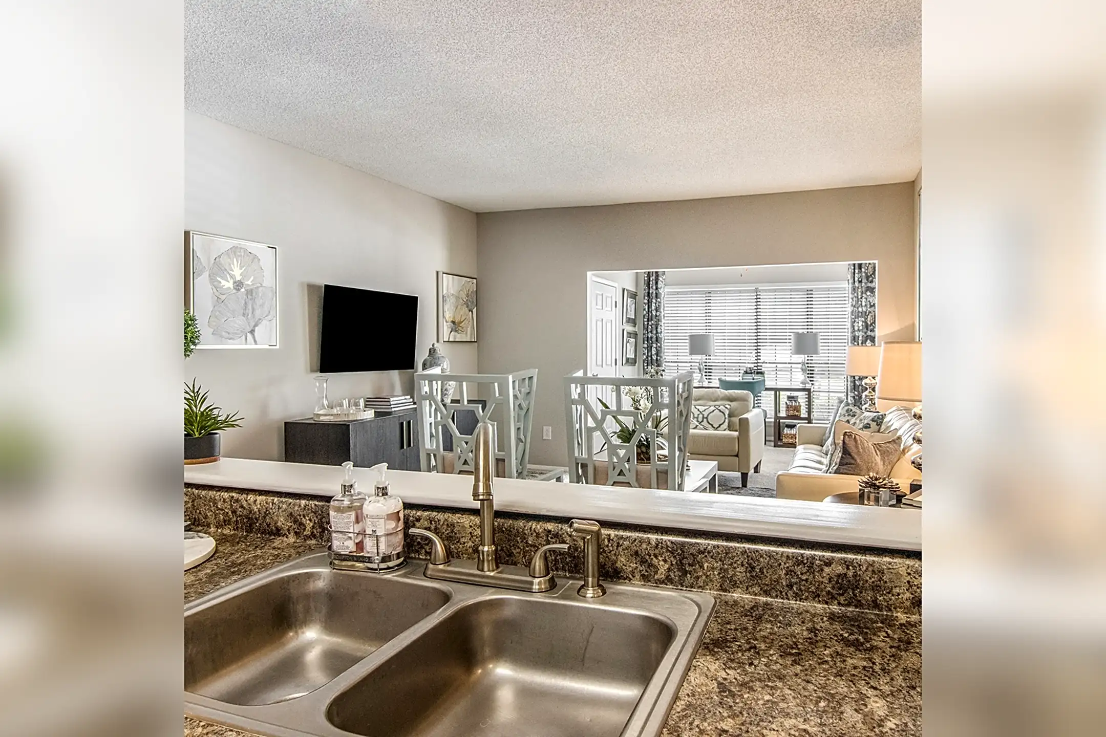 Falls At Spring Creek Apartment Homes Macon, GA 31210