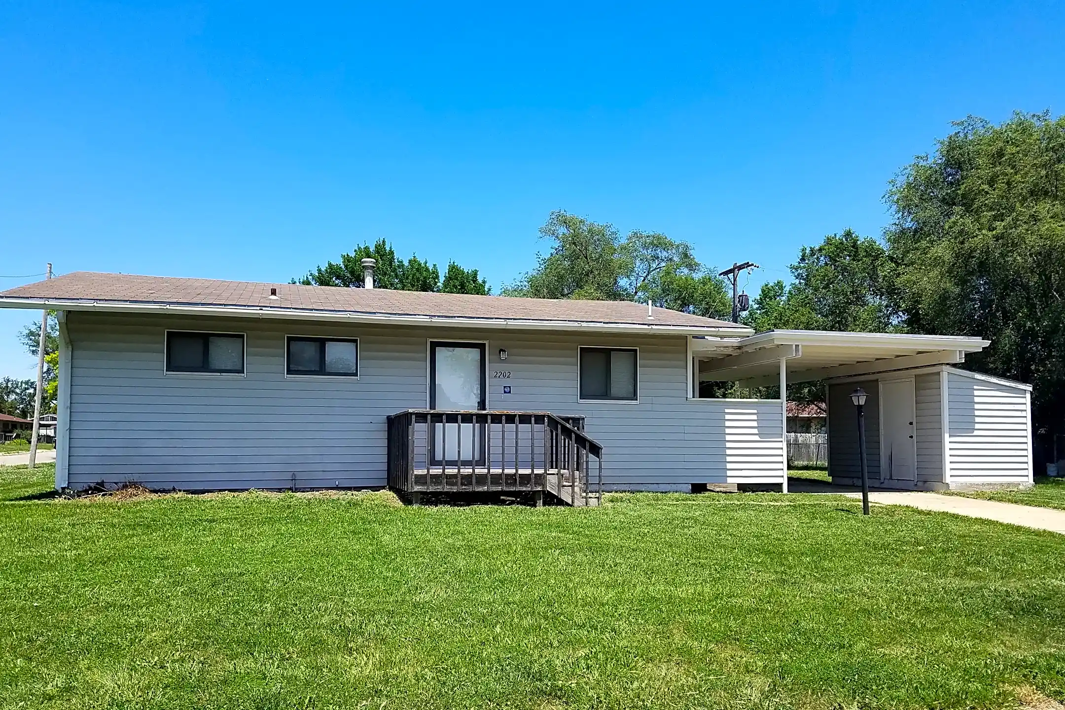 Montara Village 7105 SW Montara Pkwy Topeka, KS Apartments for Rent Rent.