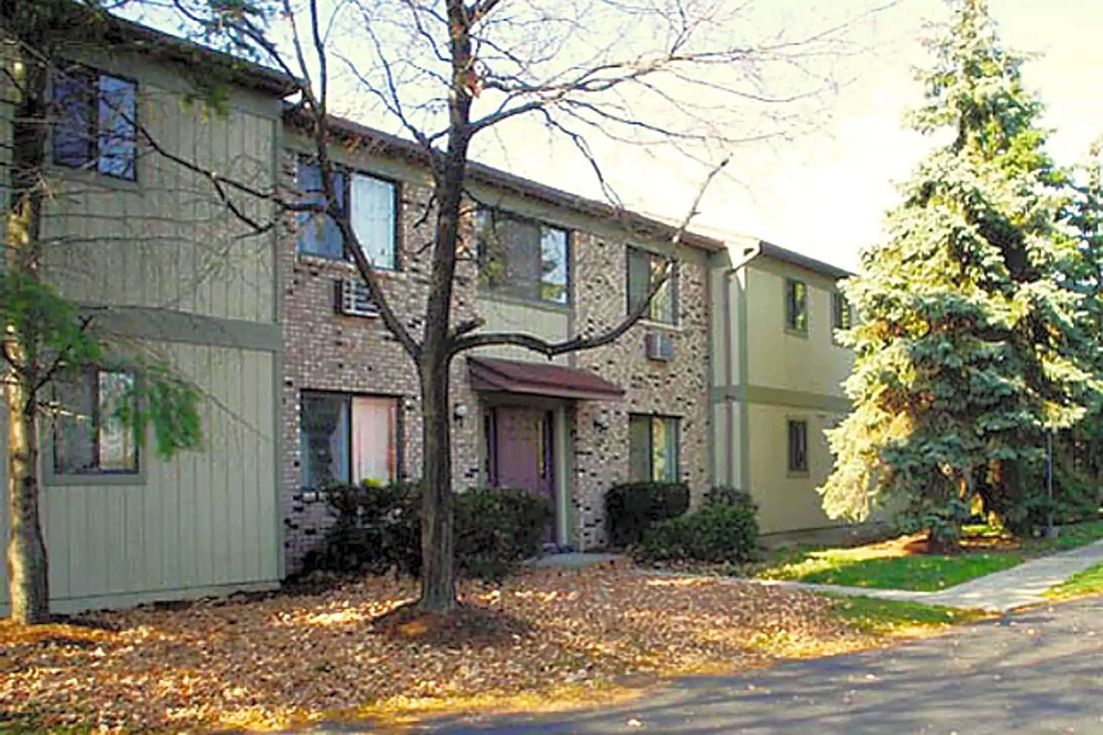 Westland Gardens 1717 Fielding Avenue Toledo, OH Apartments for