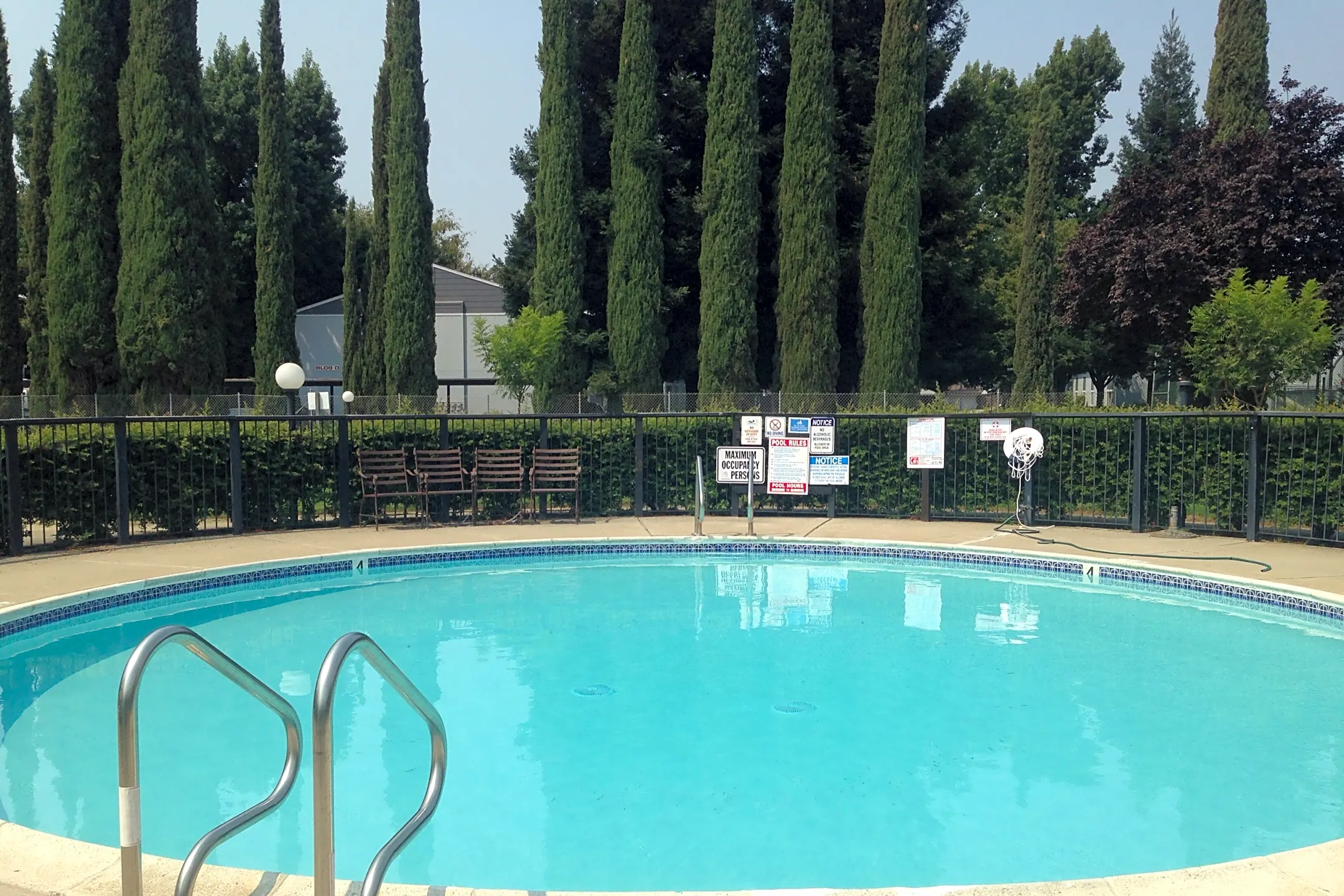 LIVE OAK Apartments Yuba City, CA 95991