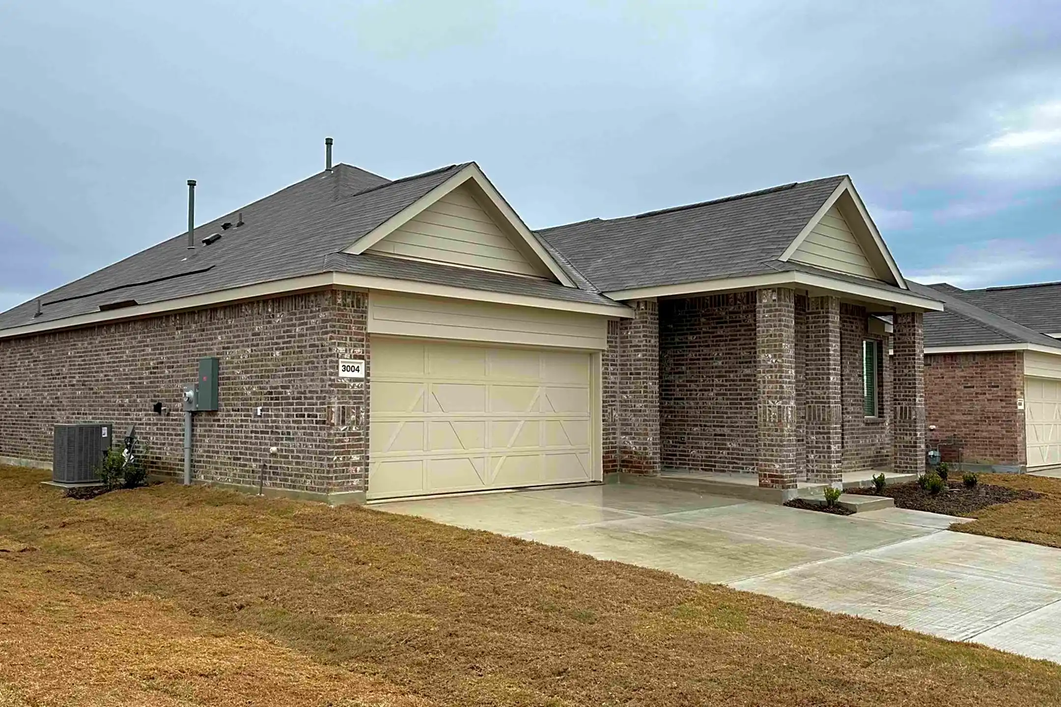 3004 Kingsgarden Rd Houses Denton, TX 76207