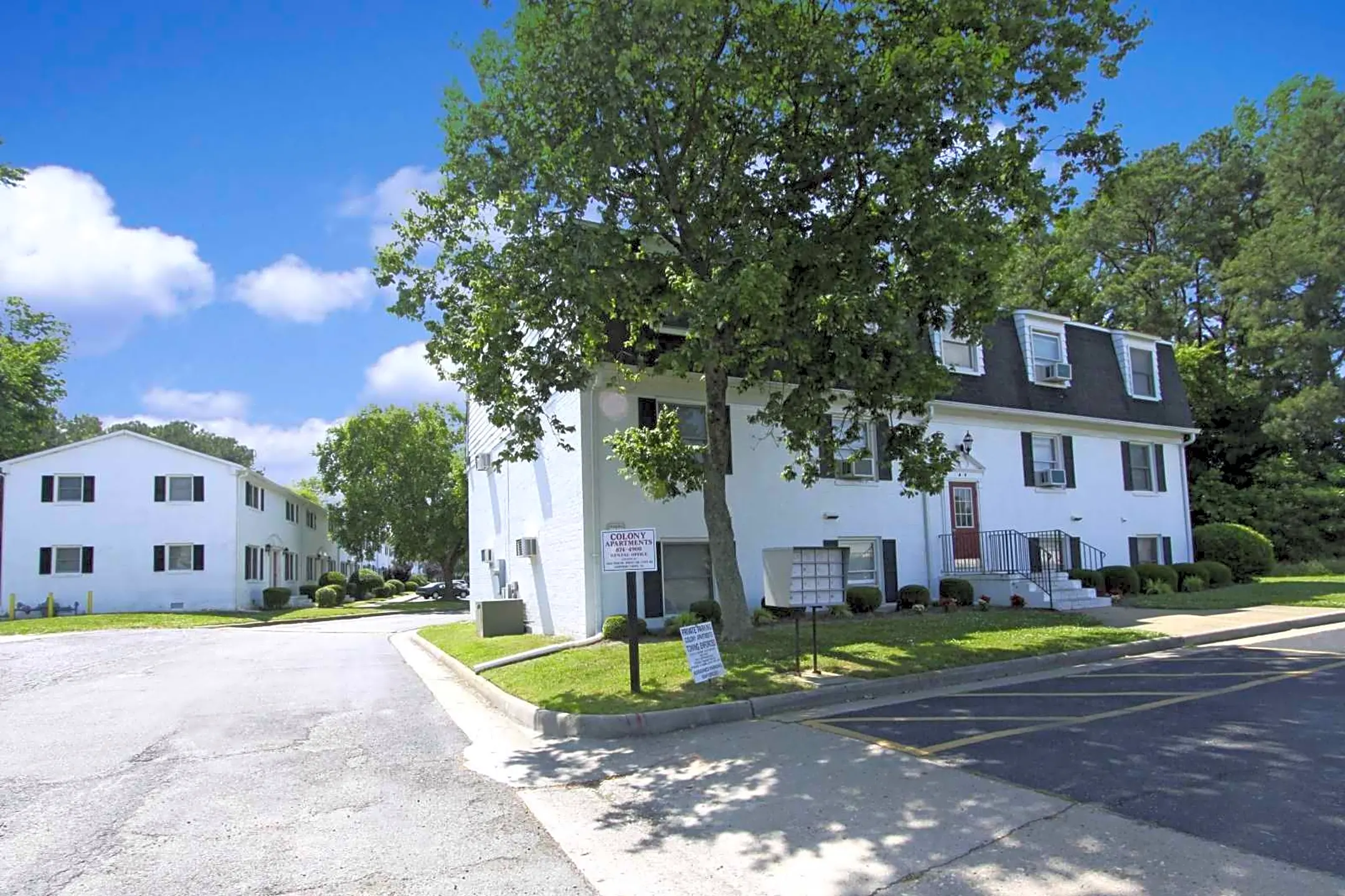 Building - Colony Apartments - Newport News, VA