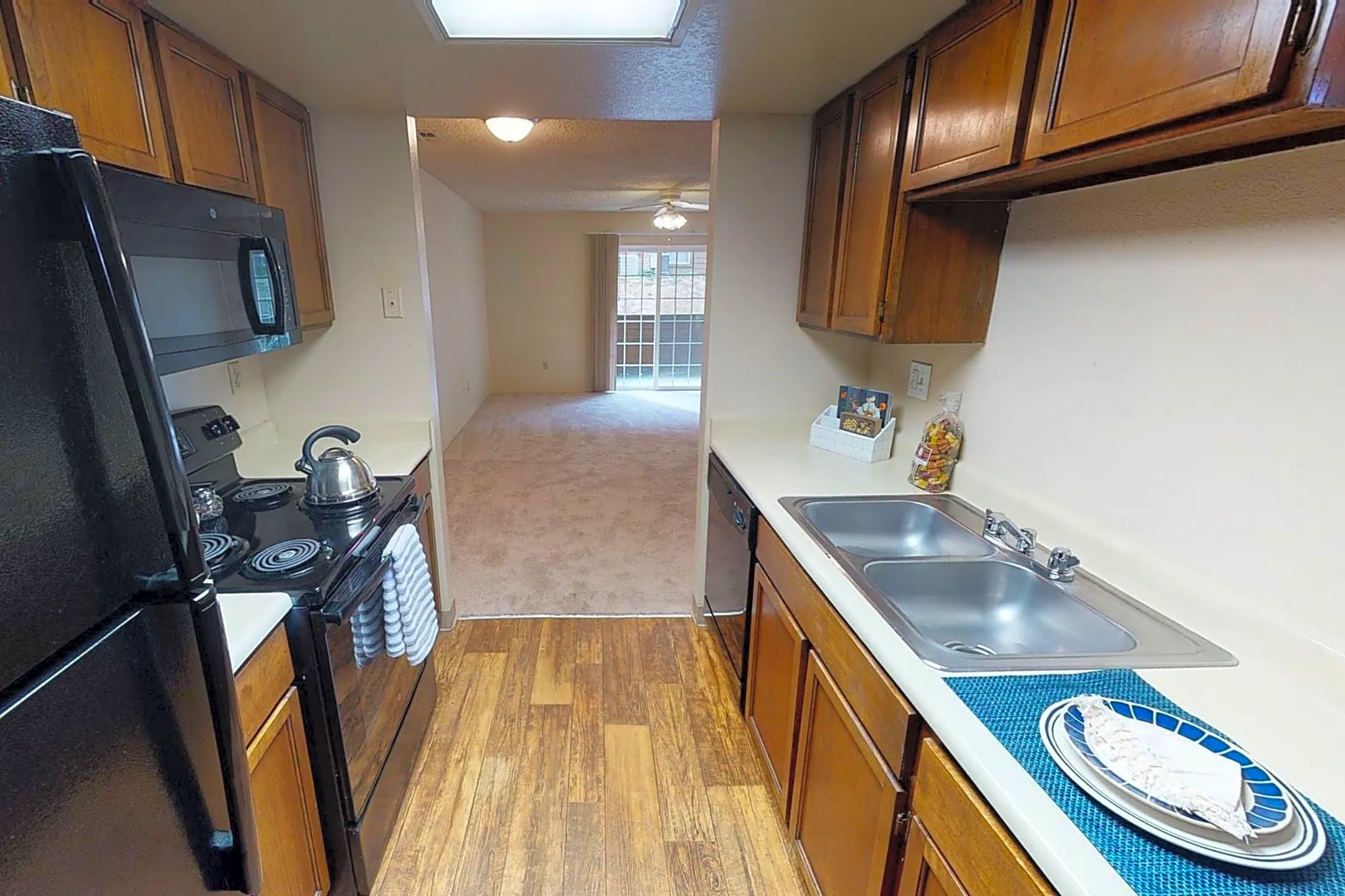 Windtree Apartments 2530 Paragon Dr Colorado Springs, CO Apartments