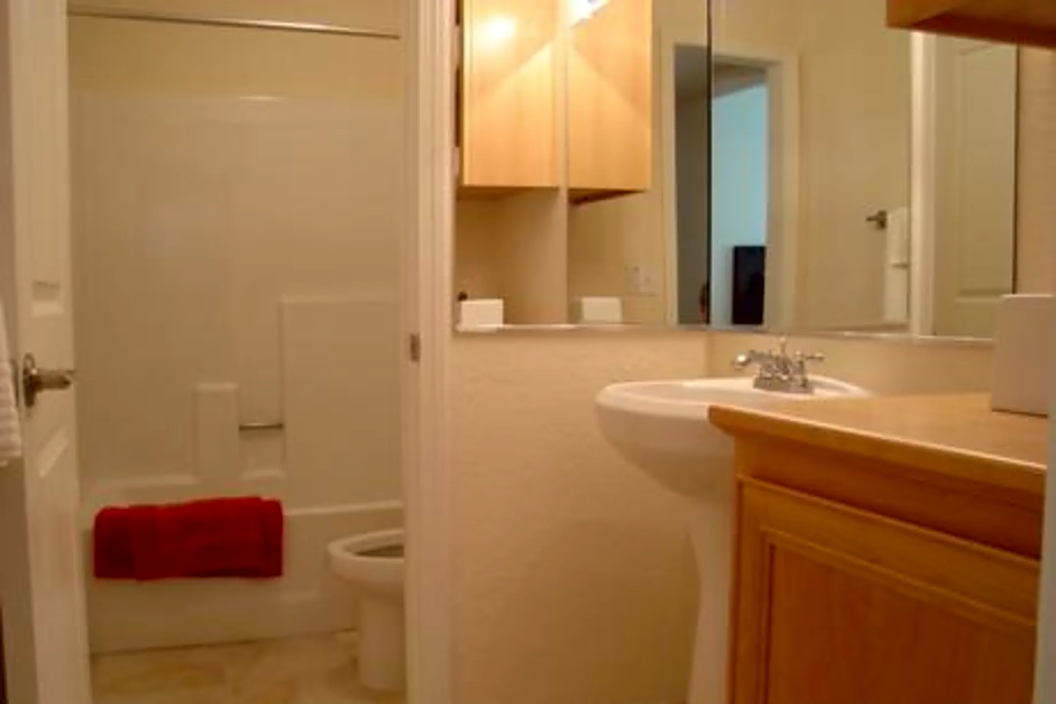 Meadowood Village 430 Ellesmere Dr Dixon, CA Condos for Rent Rent.