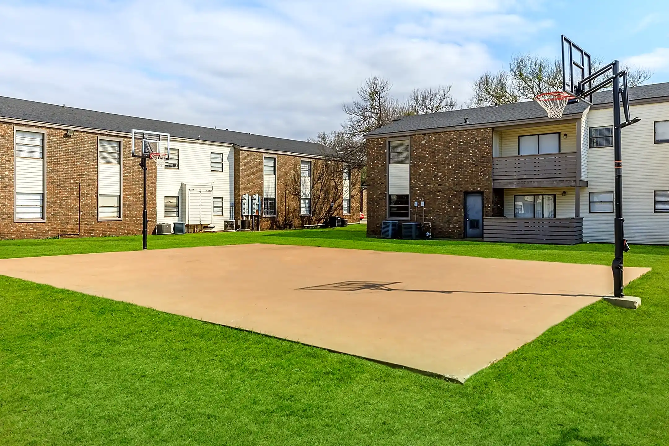 Forest Glen Apartments Wichita Falls, TX 76302