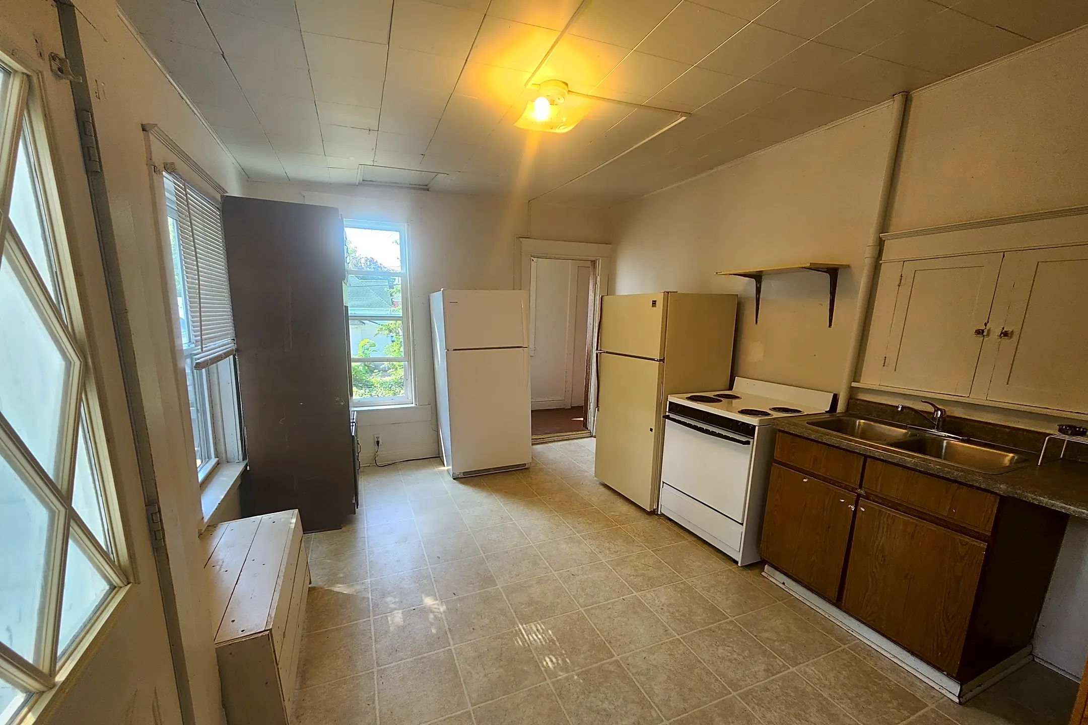 223 Broadway St 223 Broadway St unit 223BDRM4 Eau Claire, WI Houses