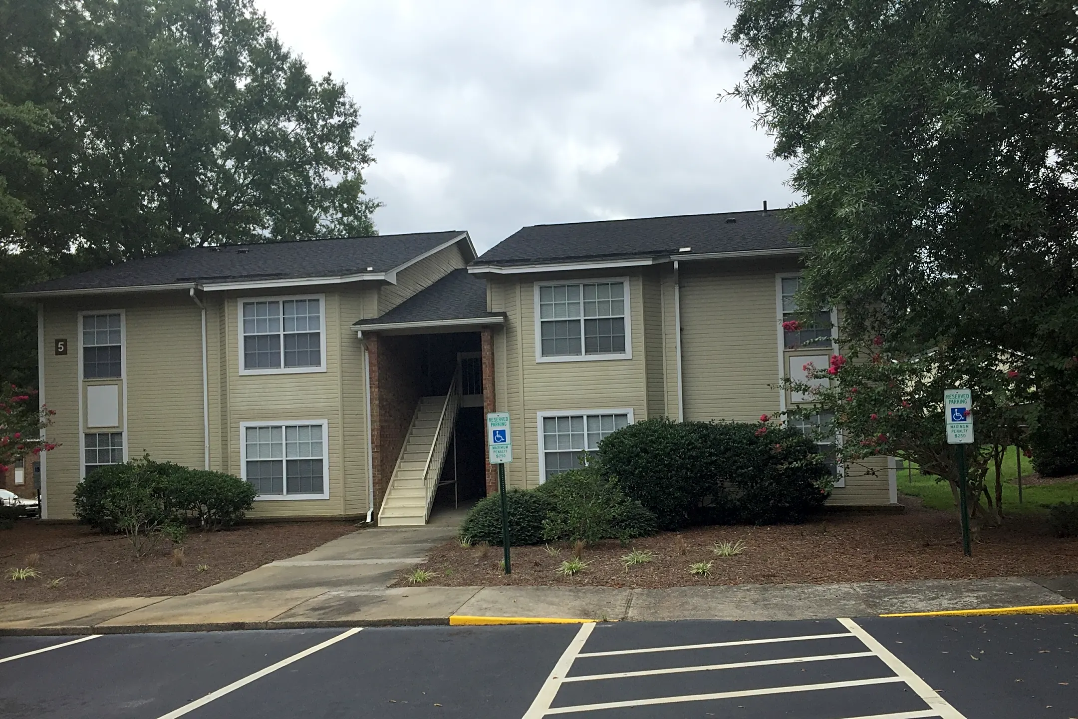 Uwharrie Ridge 1036 N Main St Troy, NC Apartments for Rent Rent.