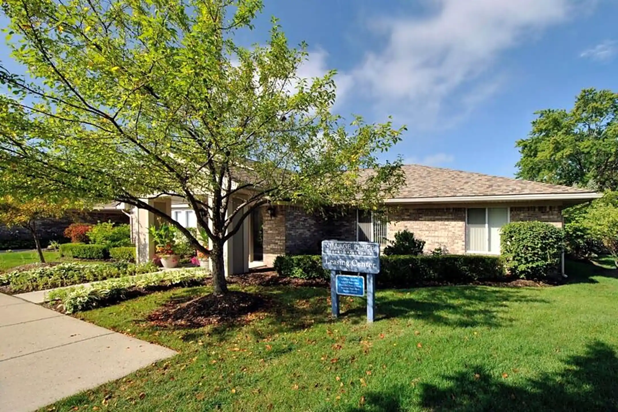 Village Place Apartments 12753 Stoneridge Ln South Rockwood, MI