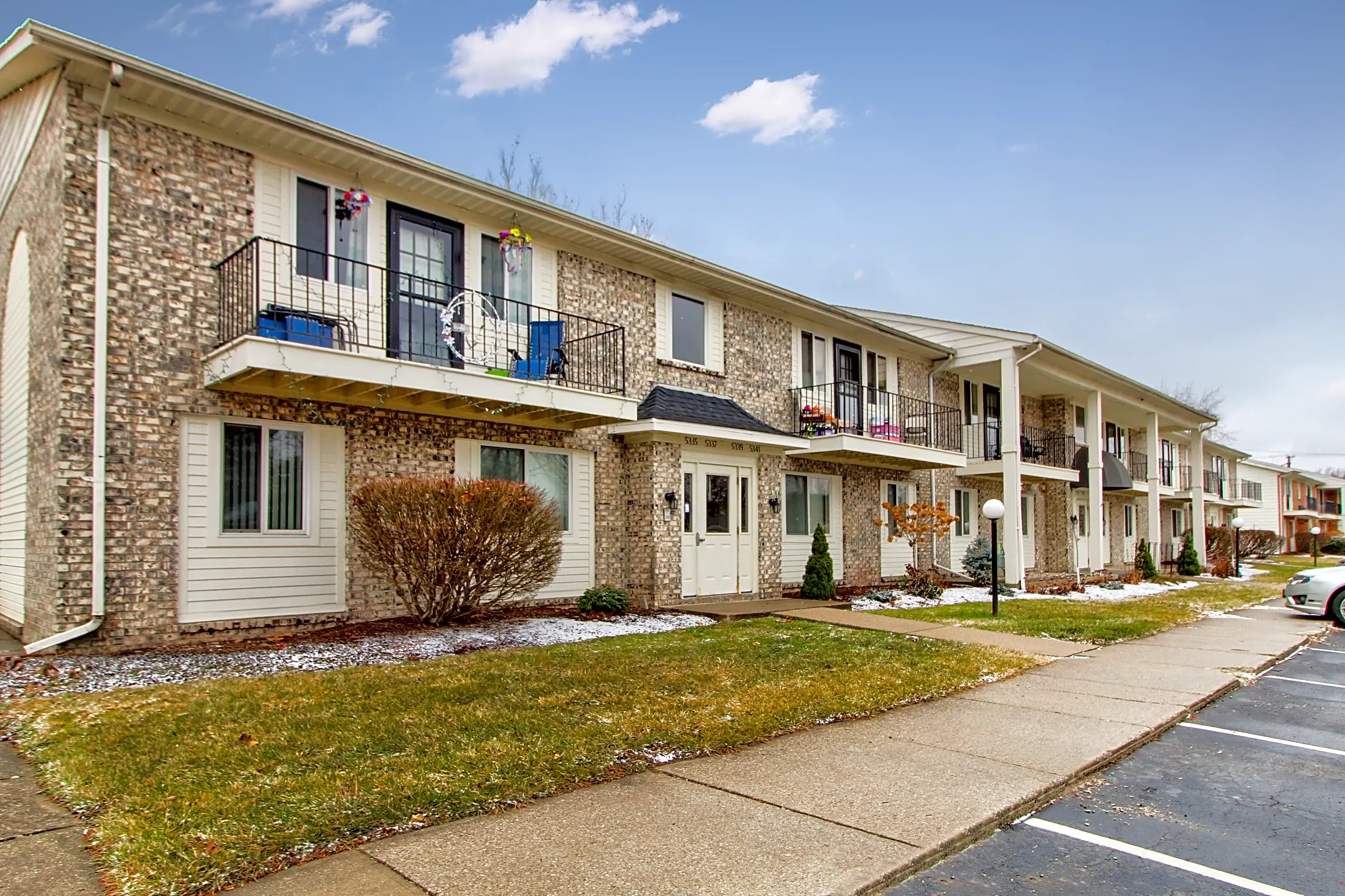 Northcrest Garden Apartments - Fort Wayne, IN 46825