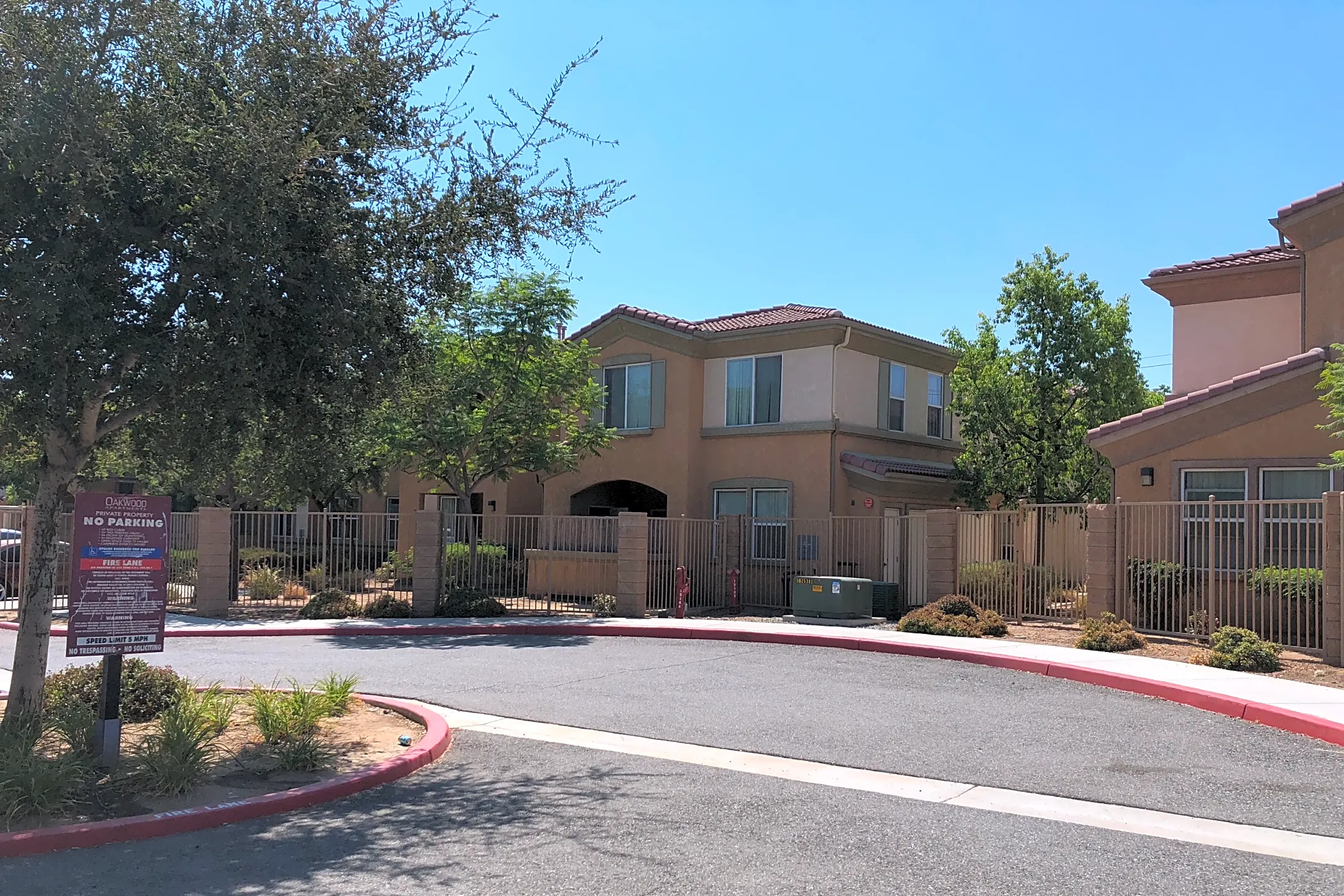 Oakwood Apartments - 15168 Perris Blvd | Moreno Valley, CA Apartments ...