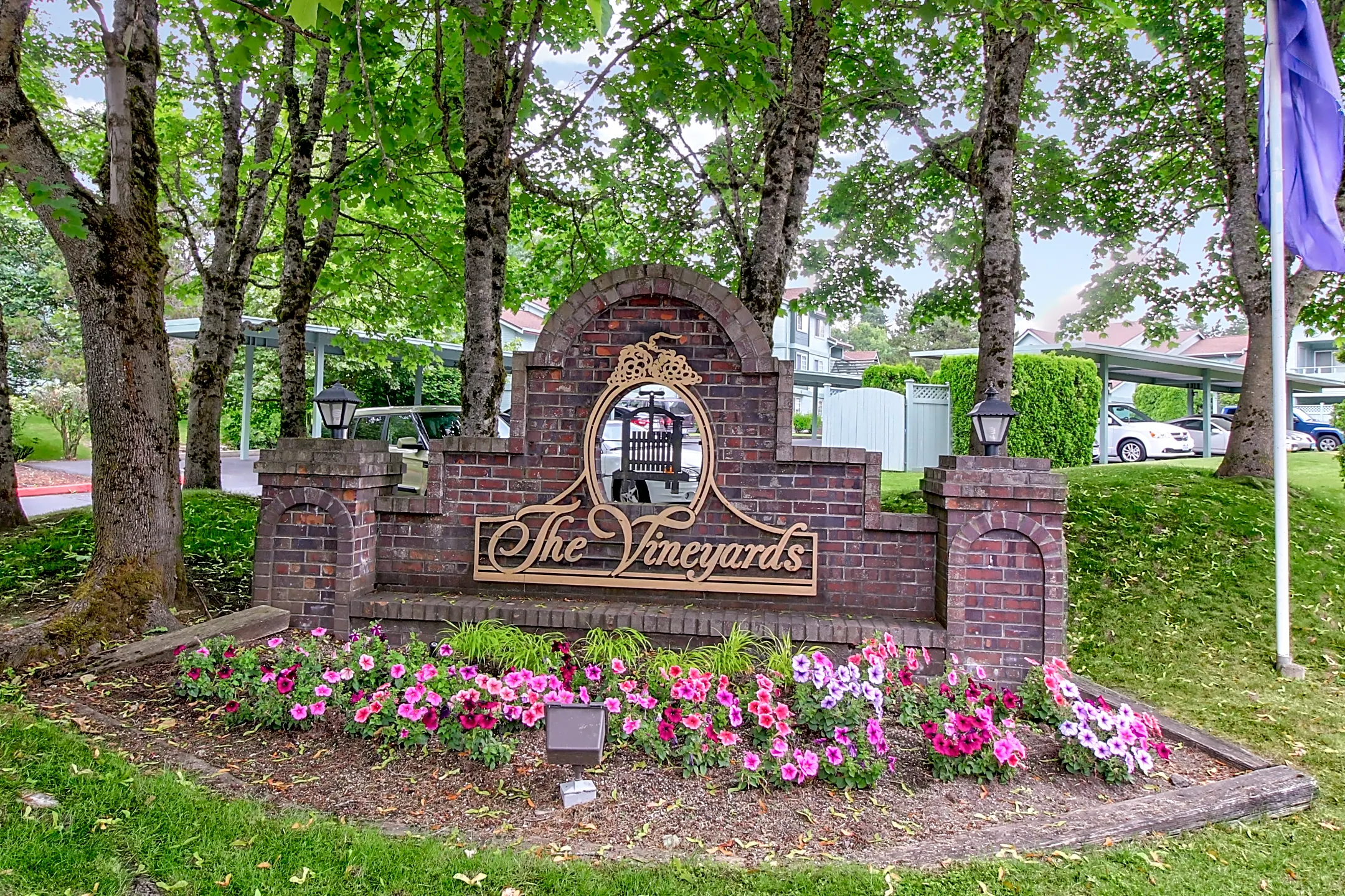 The Vineyards Apartments - Bremerton, WA 98311