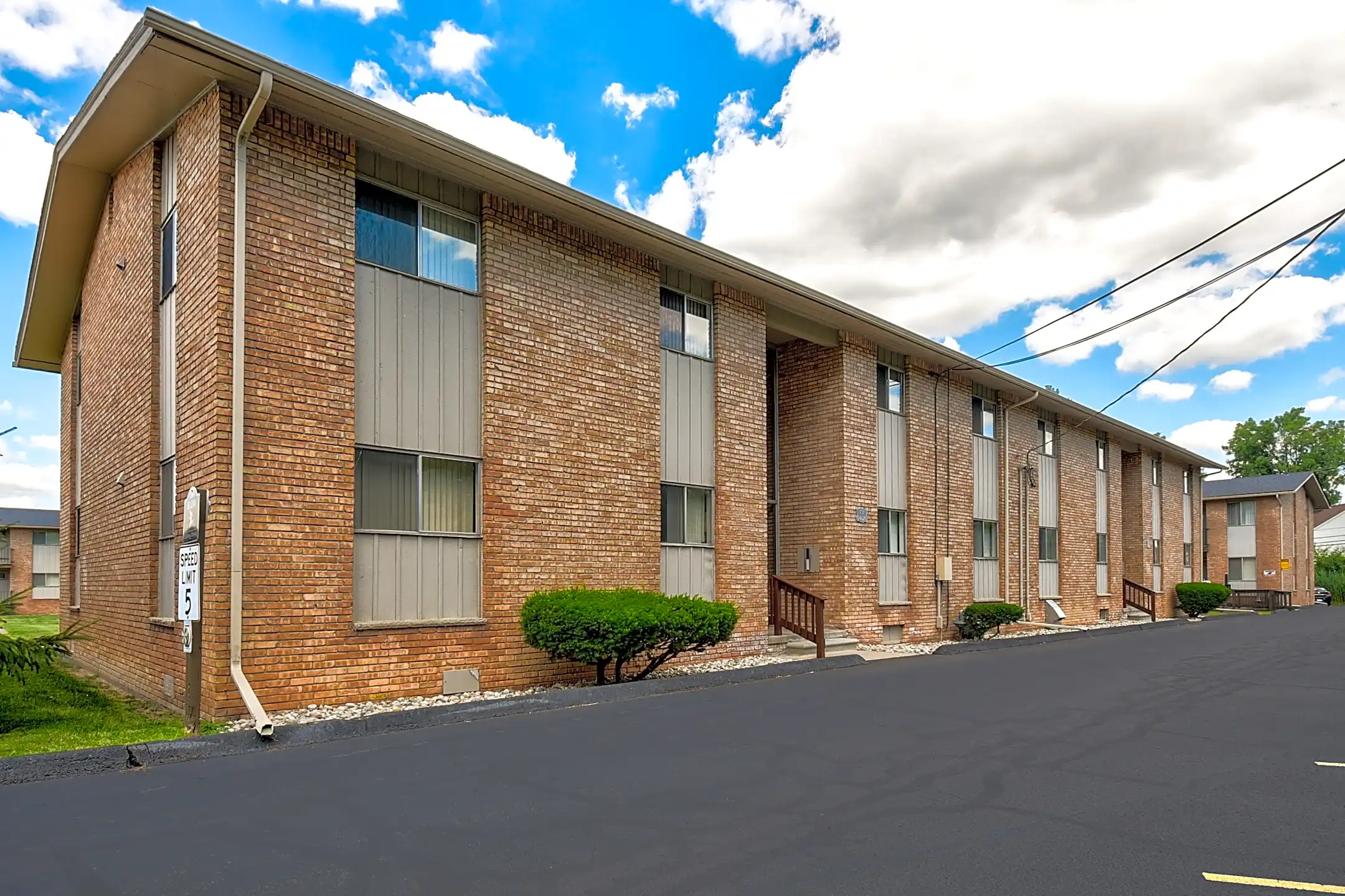 Gibraltar Meadows Apartments 14610 Middle Gibraltar Rd Gibraltar