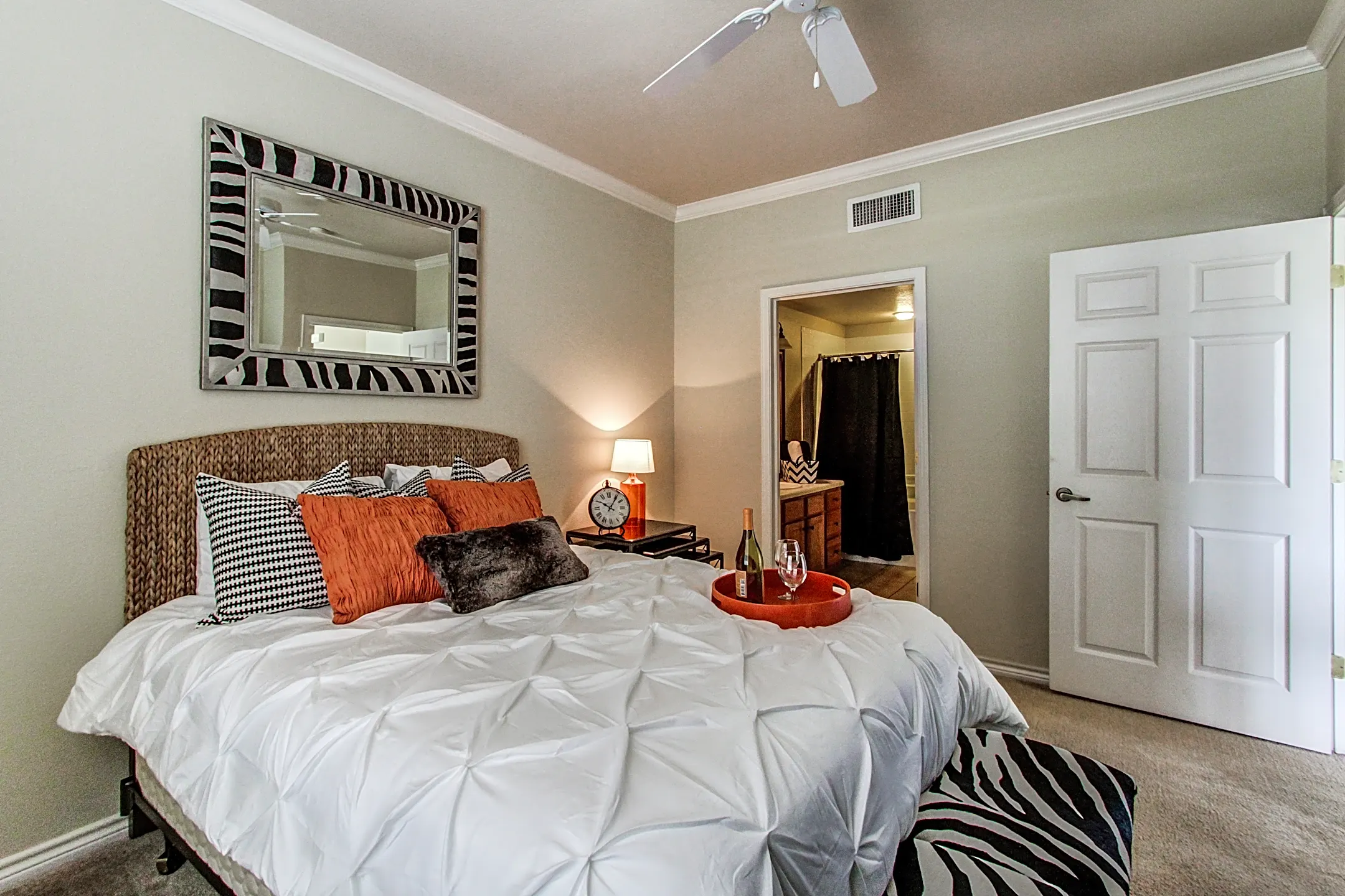 Casas de Soledad Condominium Homes 3901 Sonoma Ranch Avenue Las