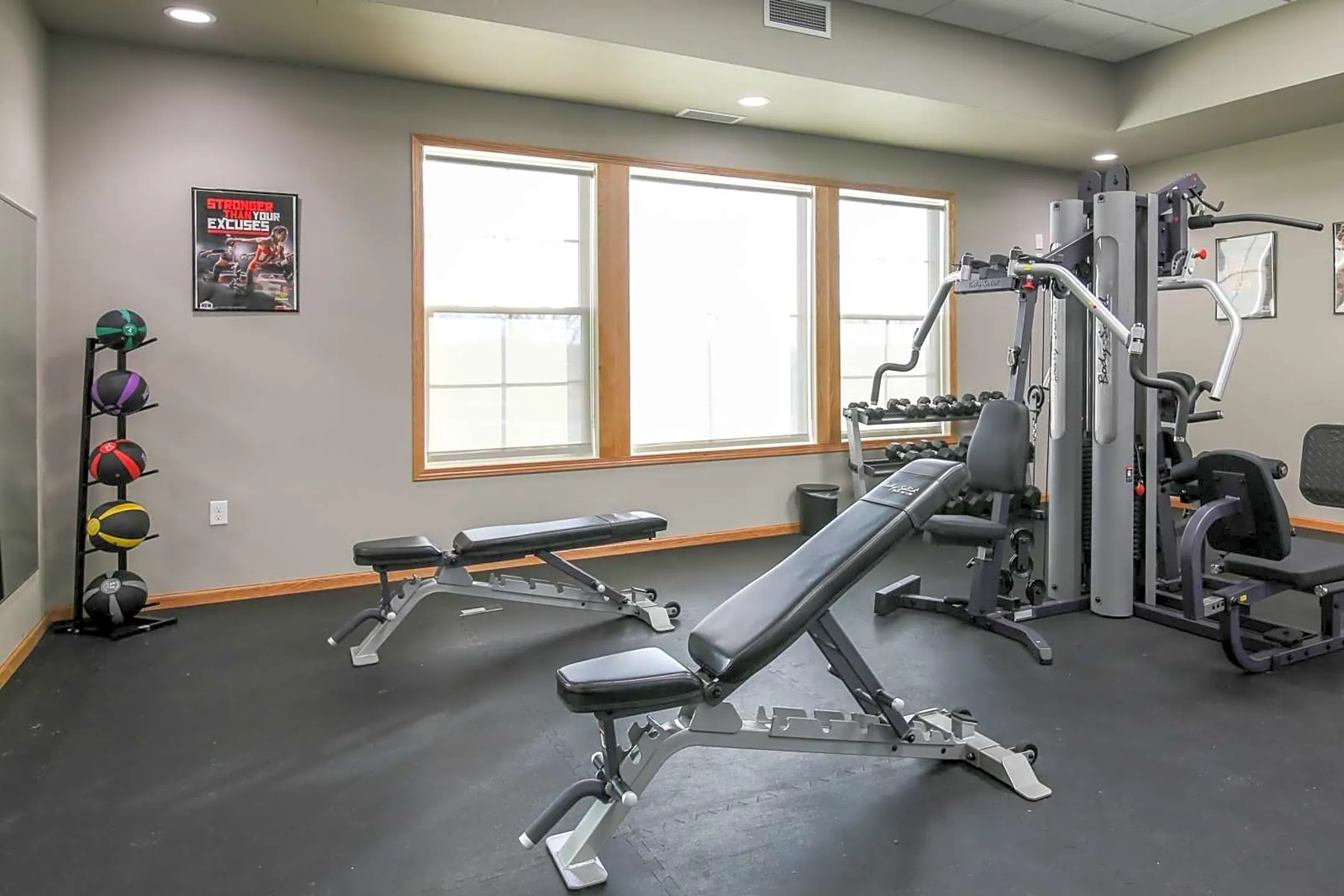 Fitness Weight Room - Stonefield Townhomes - Bismarck, ND