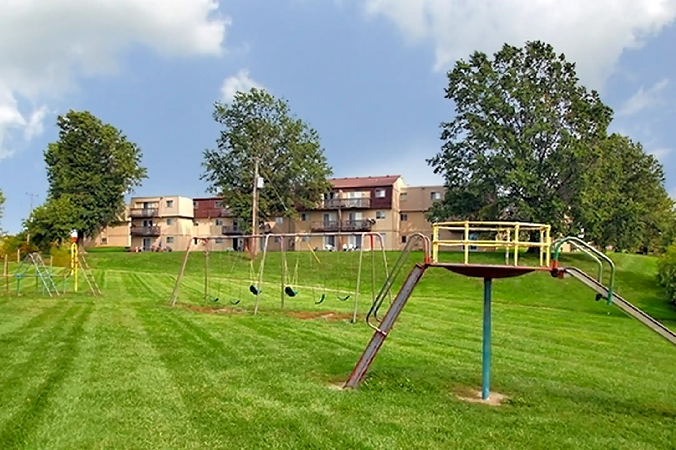 Excelsior Village Apartments Excelsior Springs, MO 64024