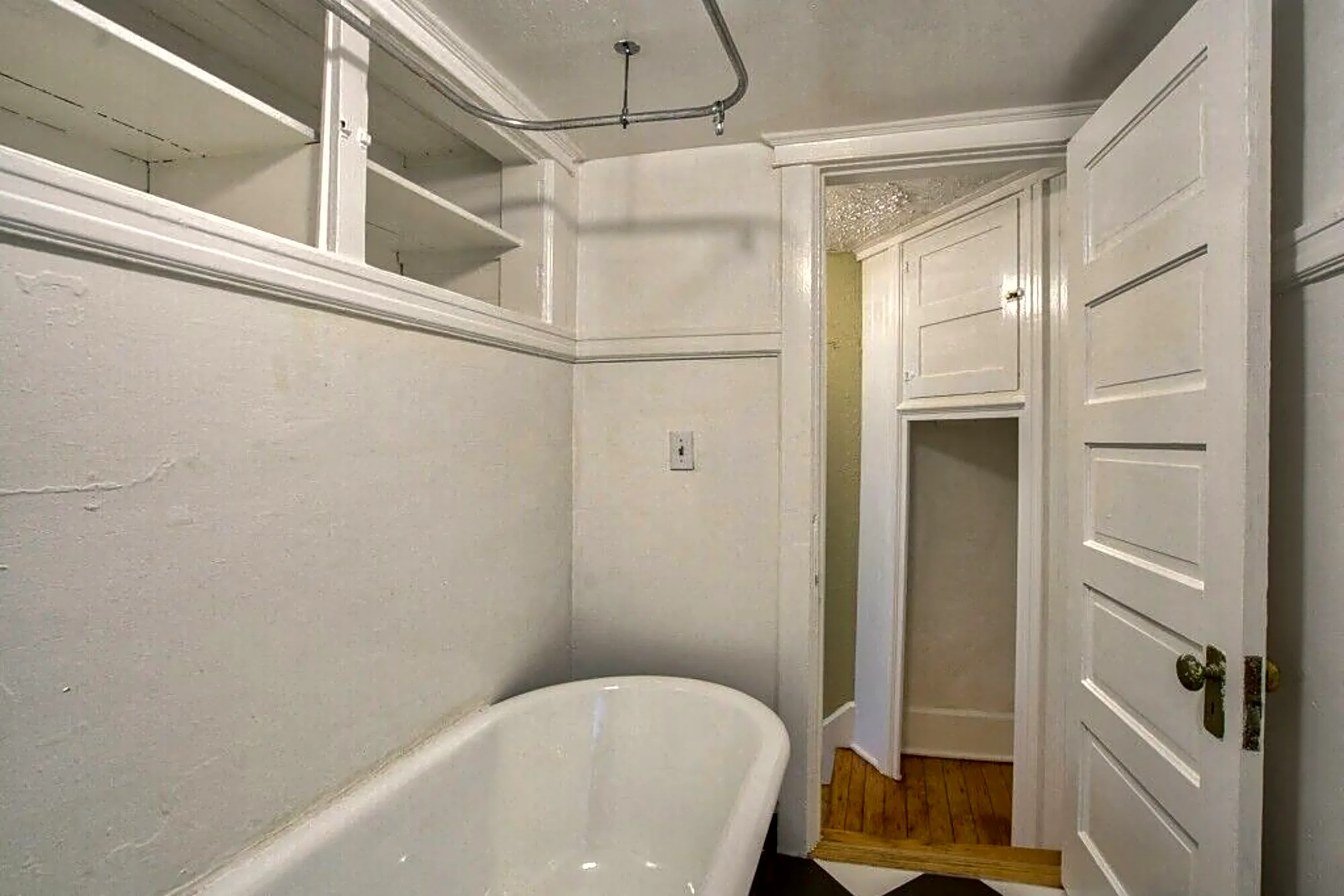 Teasdale Apartments - Portland, OR