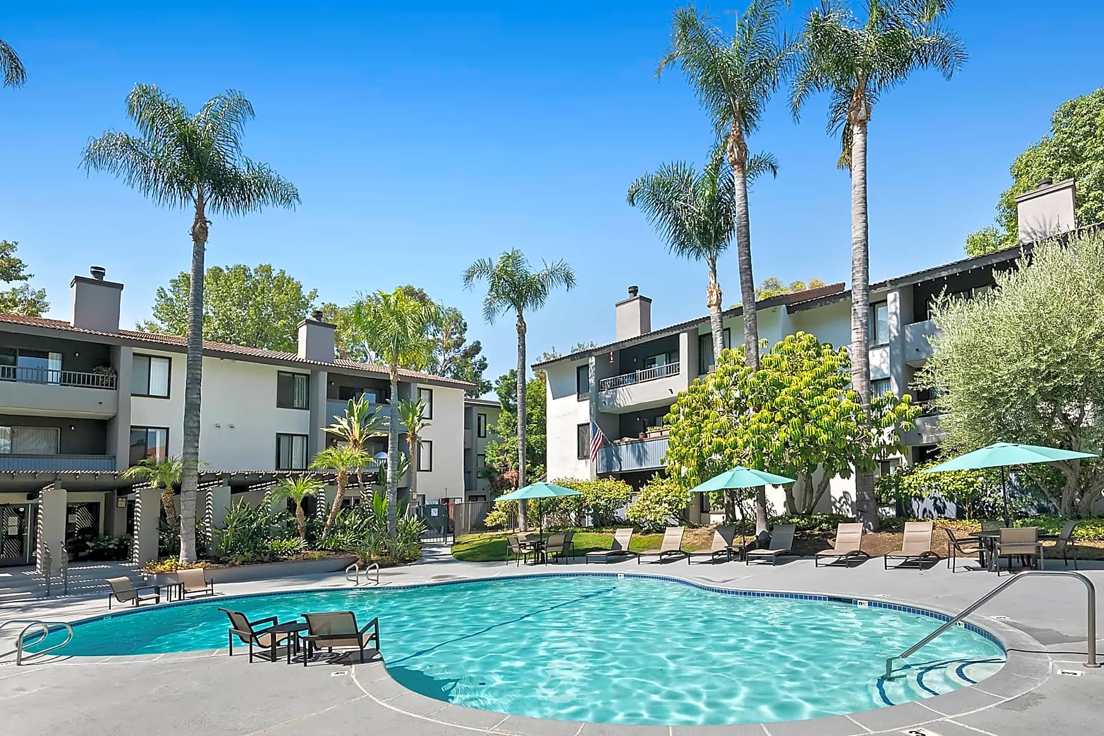 Alura Apartment Homes - Woodland Hills, CA 91367