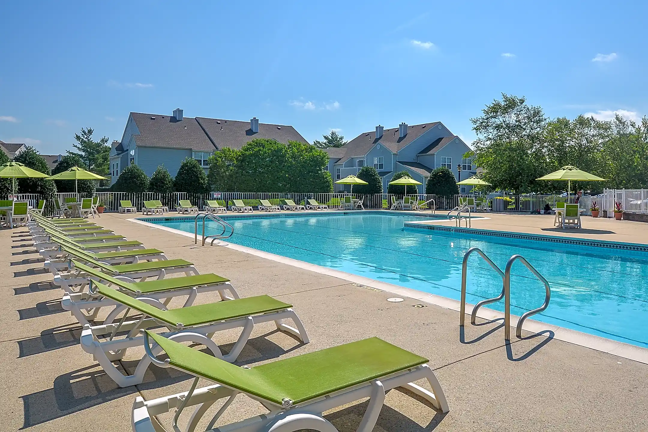 Hamilton Greene 3401 Montgomery Dr Mays Landing, NJ Apartments for