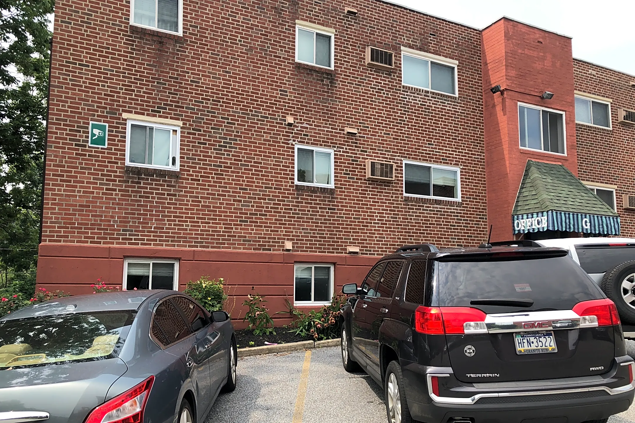 Creek Road Apartments - Drexel Hill, PA 19026