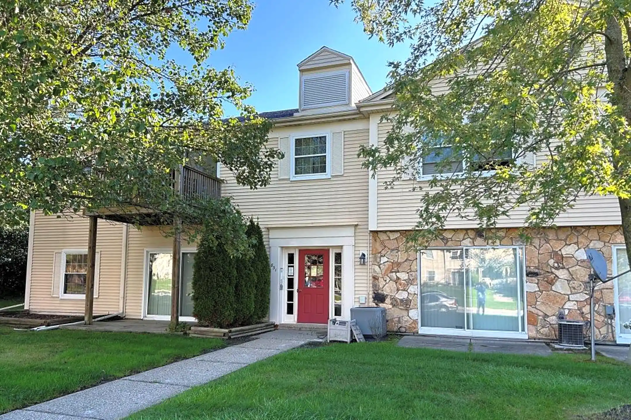 831 Bloomfield Village Boulevard Auburn Hills, MI Condos for Rent Rent.