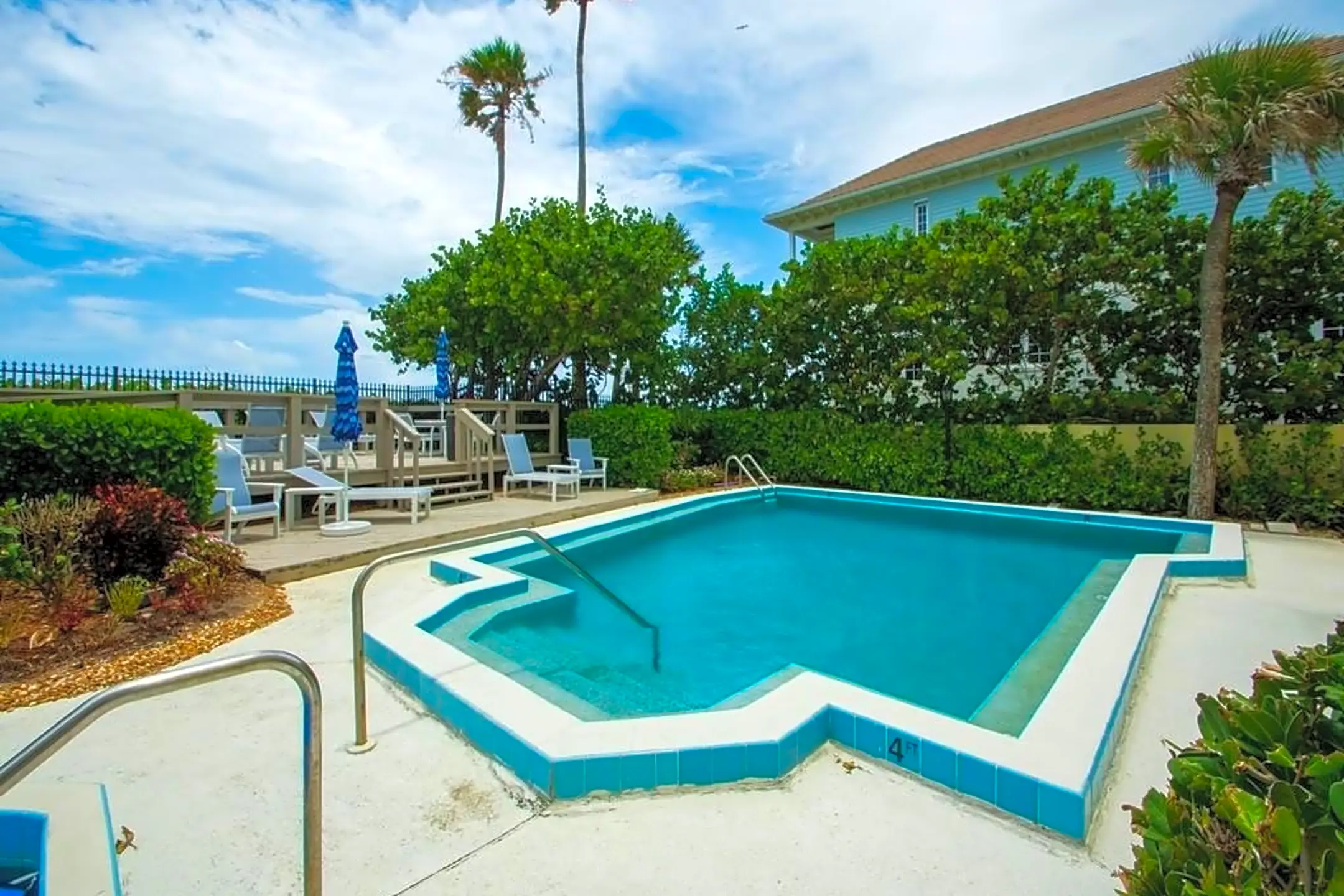 Pool - 1026 Flamevine Ln #205 - Vero Beach, FL