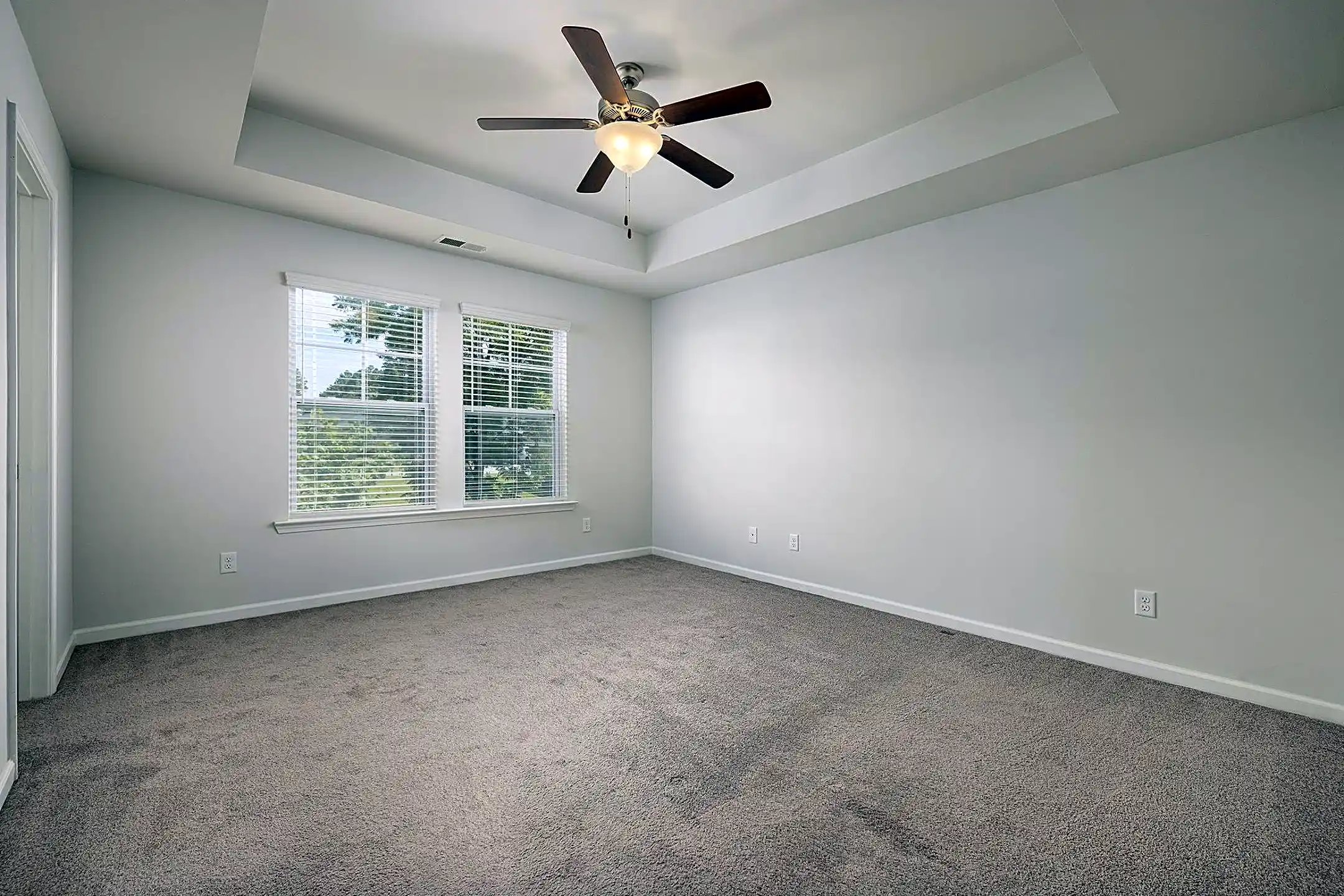 The Village At Mill Creek 552 E Main St Statesboro, GA Apartments