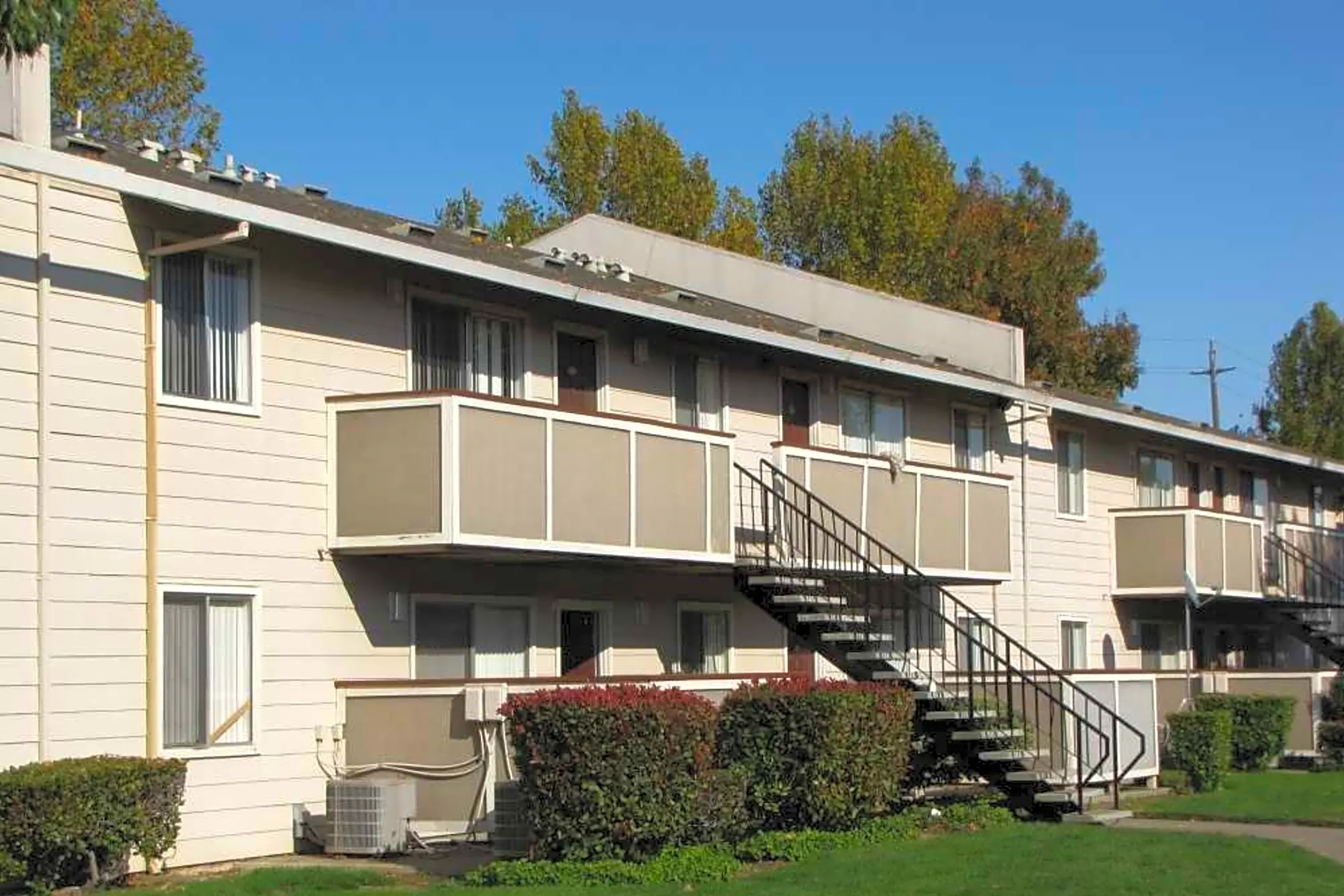 Apartments On Mack Road In Sacramento