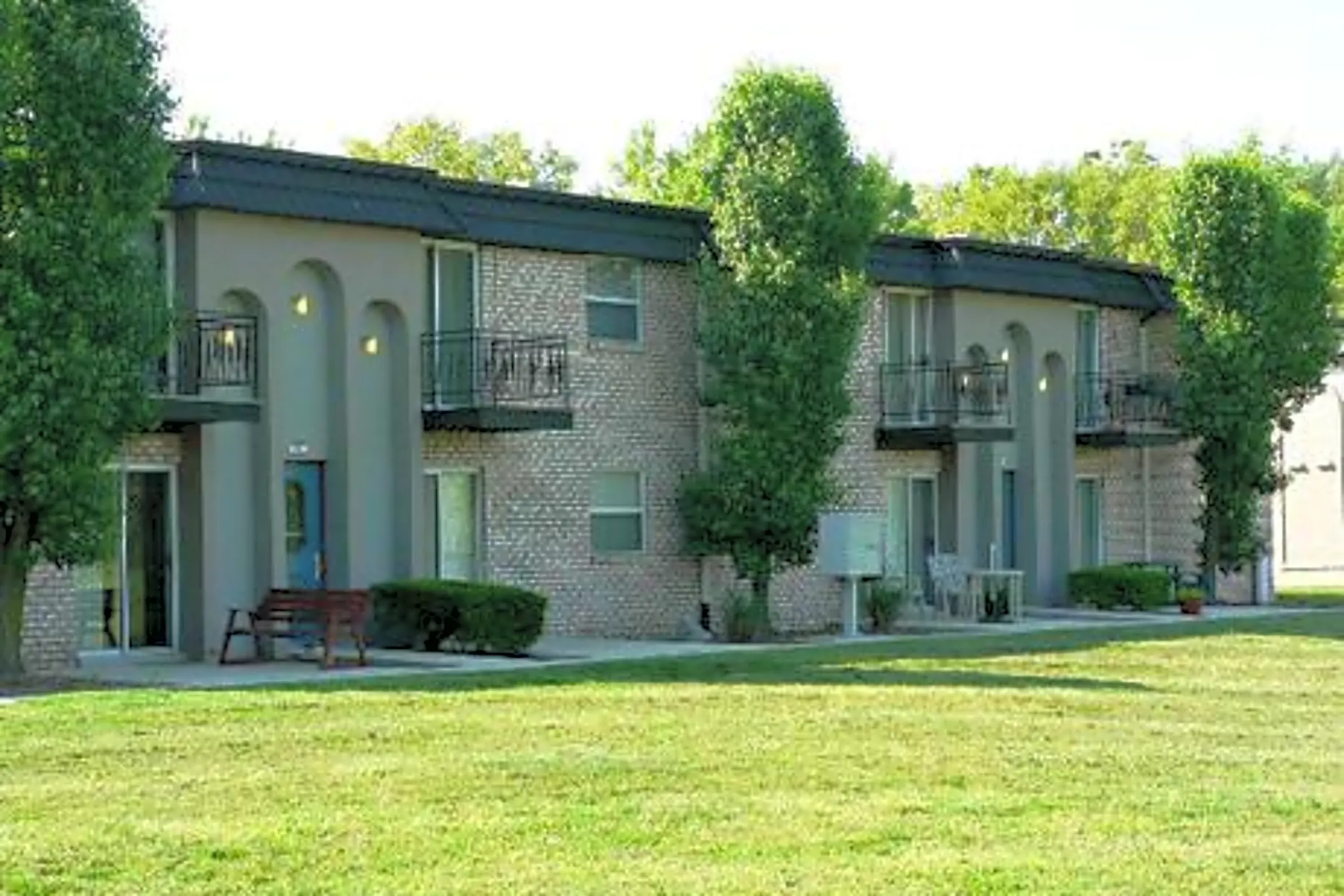 Glen Arbor Apartments 9974 Merito Dr Saint Louis, MO Apartments for