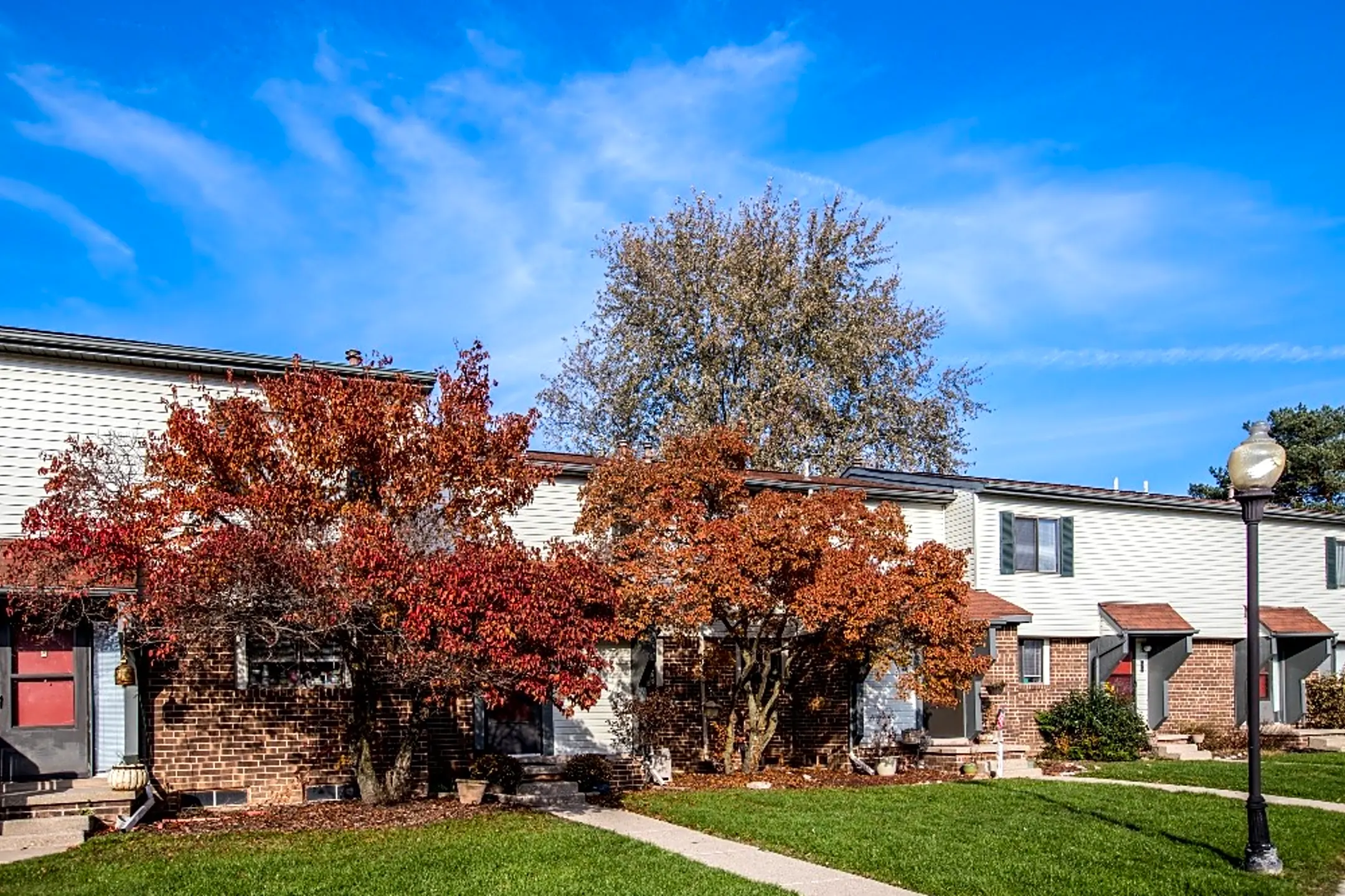 Okemos Station Apartments Townhomes 4235 Southport Cir Okemos, MI