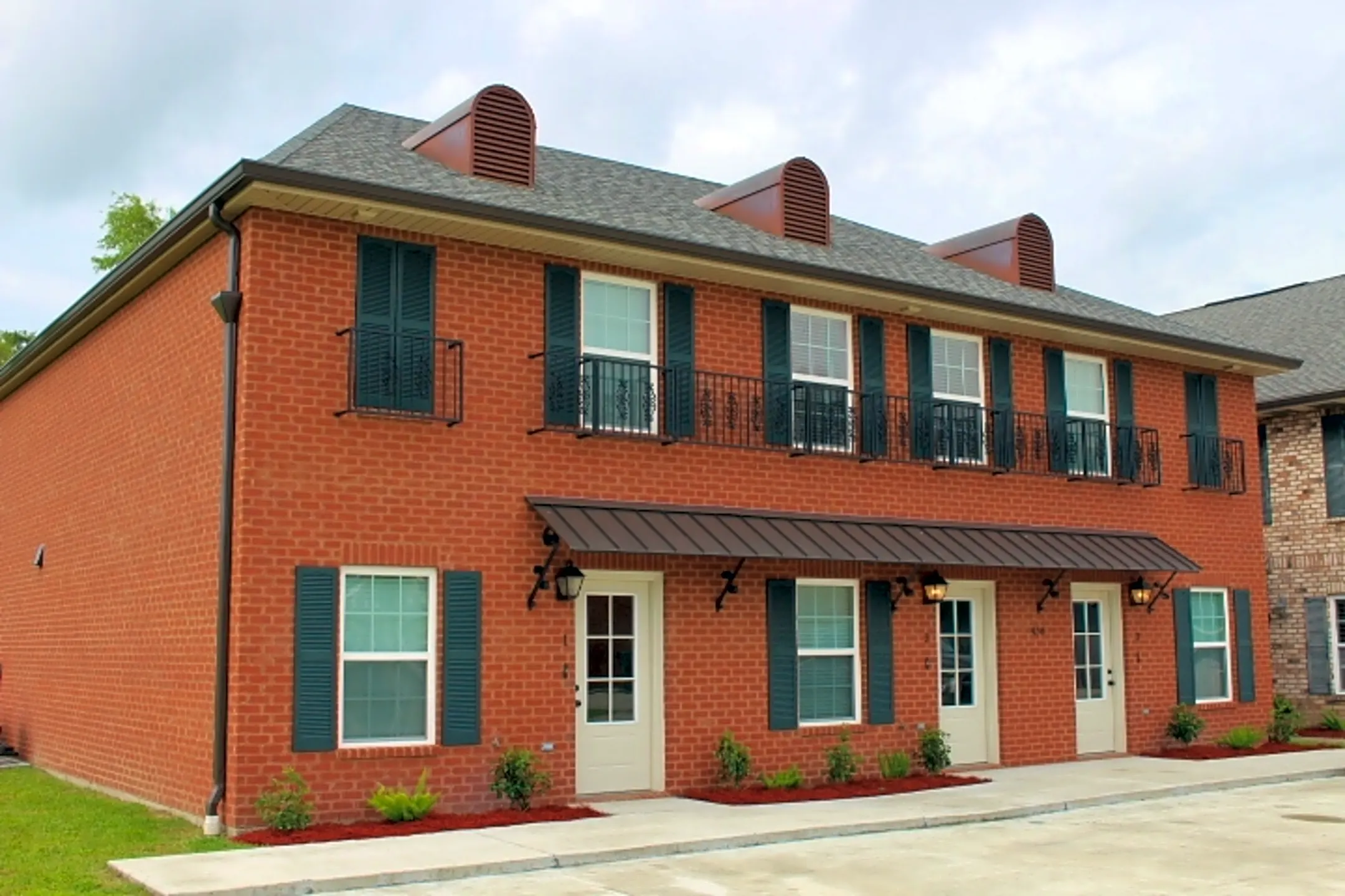 456 Vieux Carre Houma, LA Condos for Rent Rent.