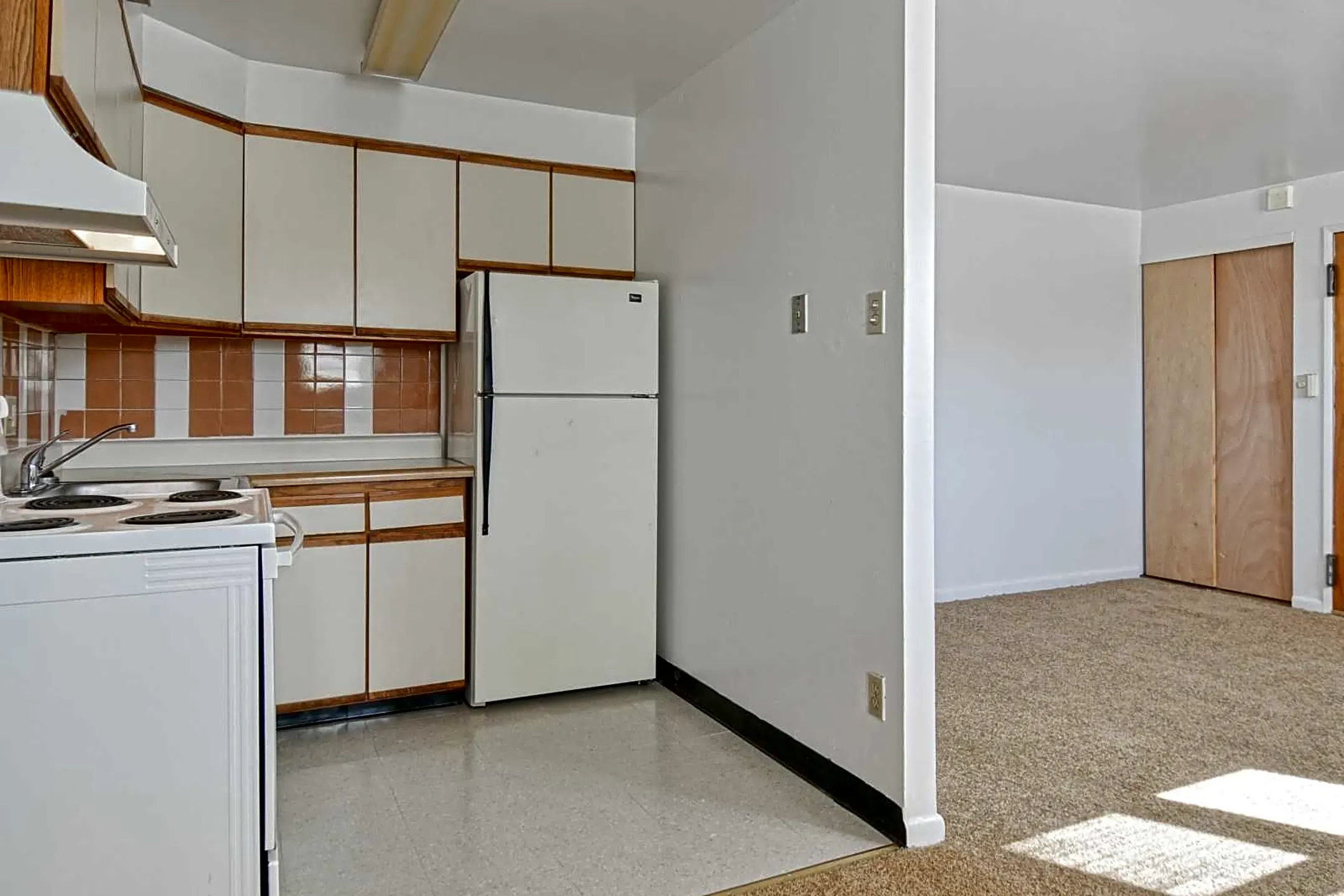 Kitchen - Station Walk - Philadelphia, PA