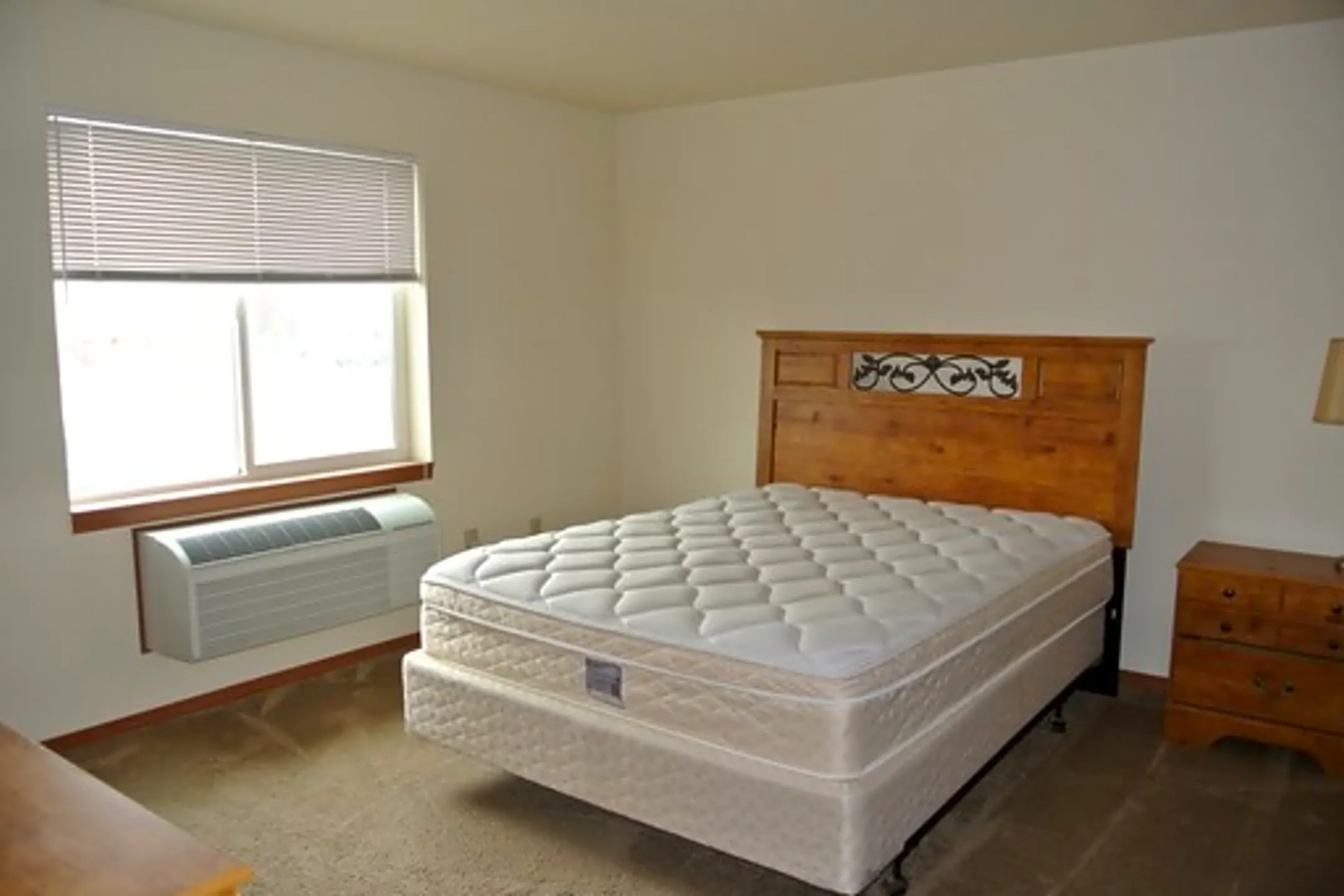 Bedroom - Prairie Flats - Tioga, ND