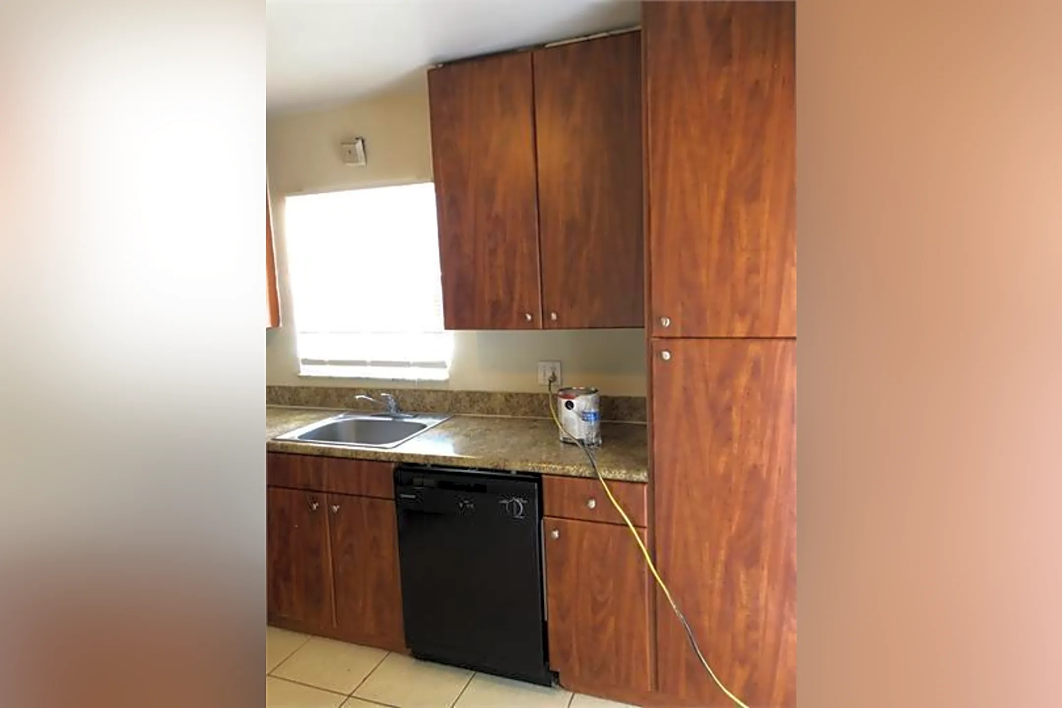 2051 NW 81st Ave 2051 NW 81st Ave unit 518 Pembroke Pines, FL