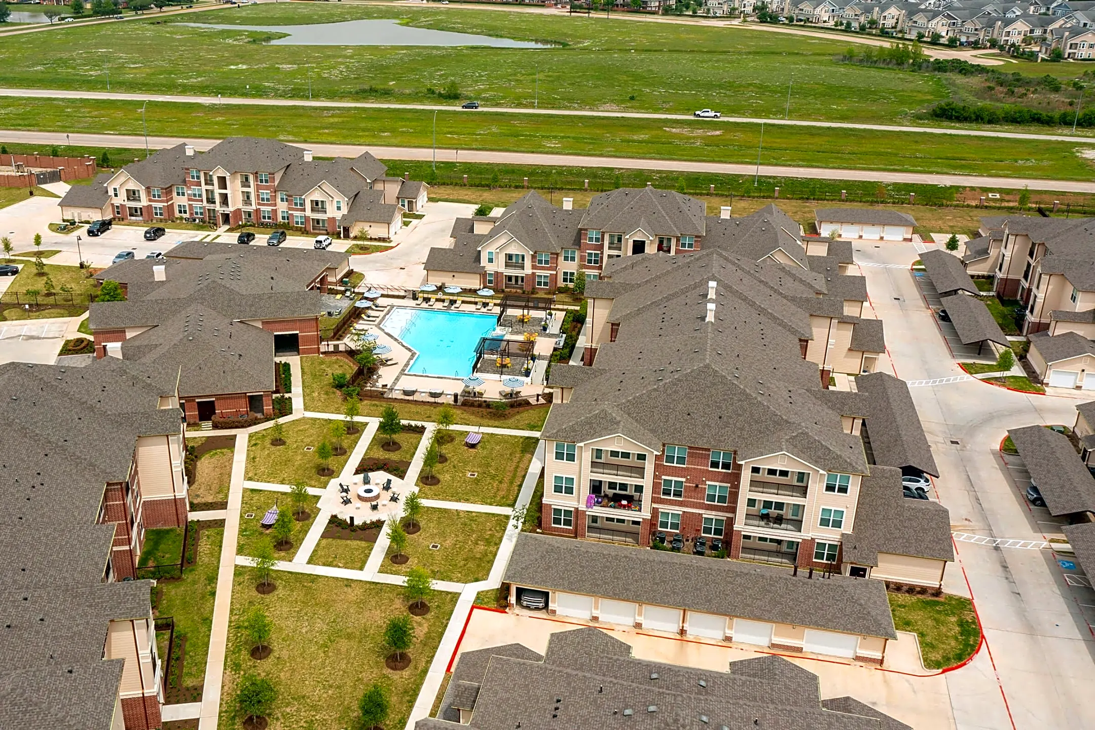 Ravella at Sienna Apartments - 5330 Sienna Pkwy | Missouri City, TX ...