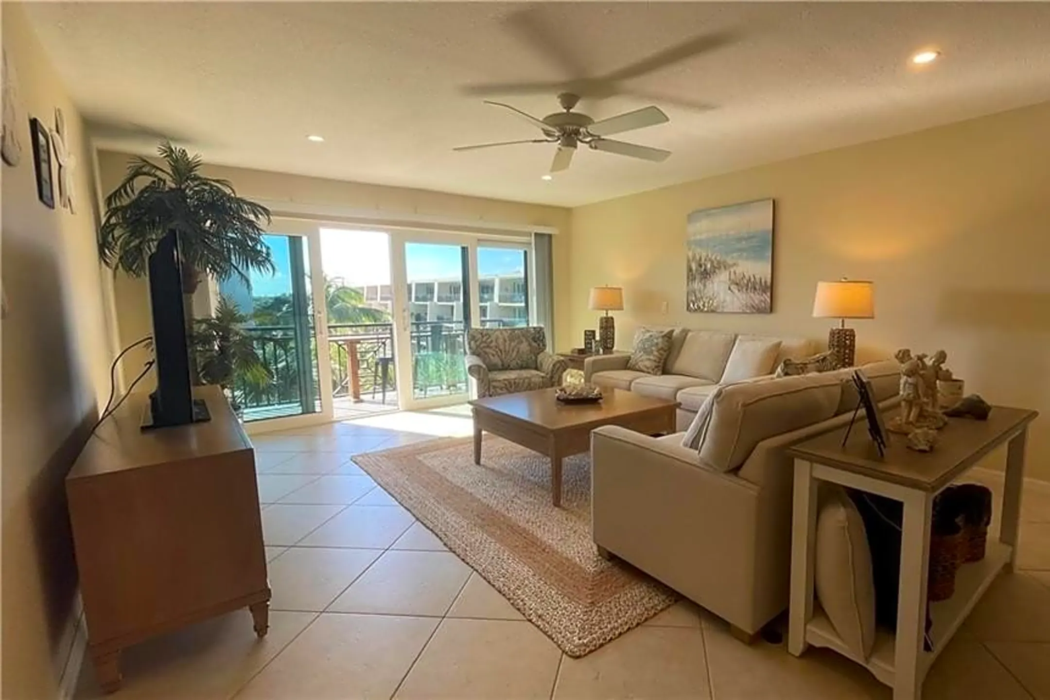 Living Room - 3939 Ocean Dr #407B - Vero Beach, FL