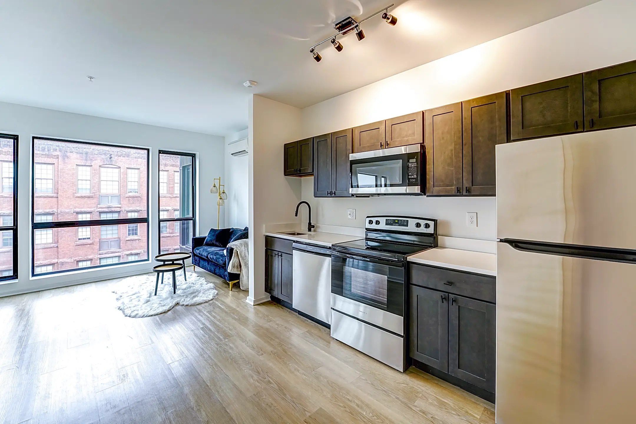 725 W Pratt - 725 W Pratt St | Baltimore, MD Apartments for Rent | Rent.