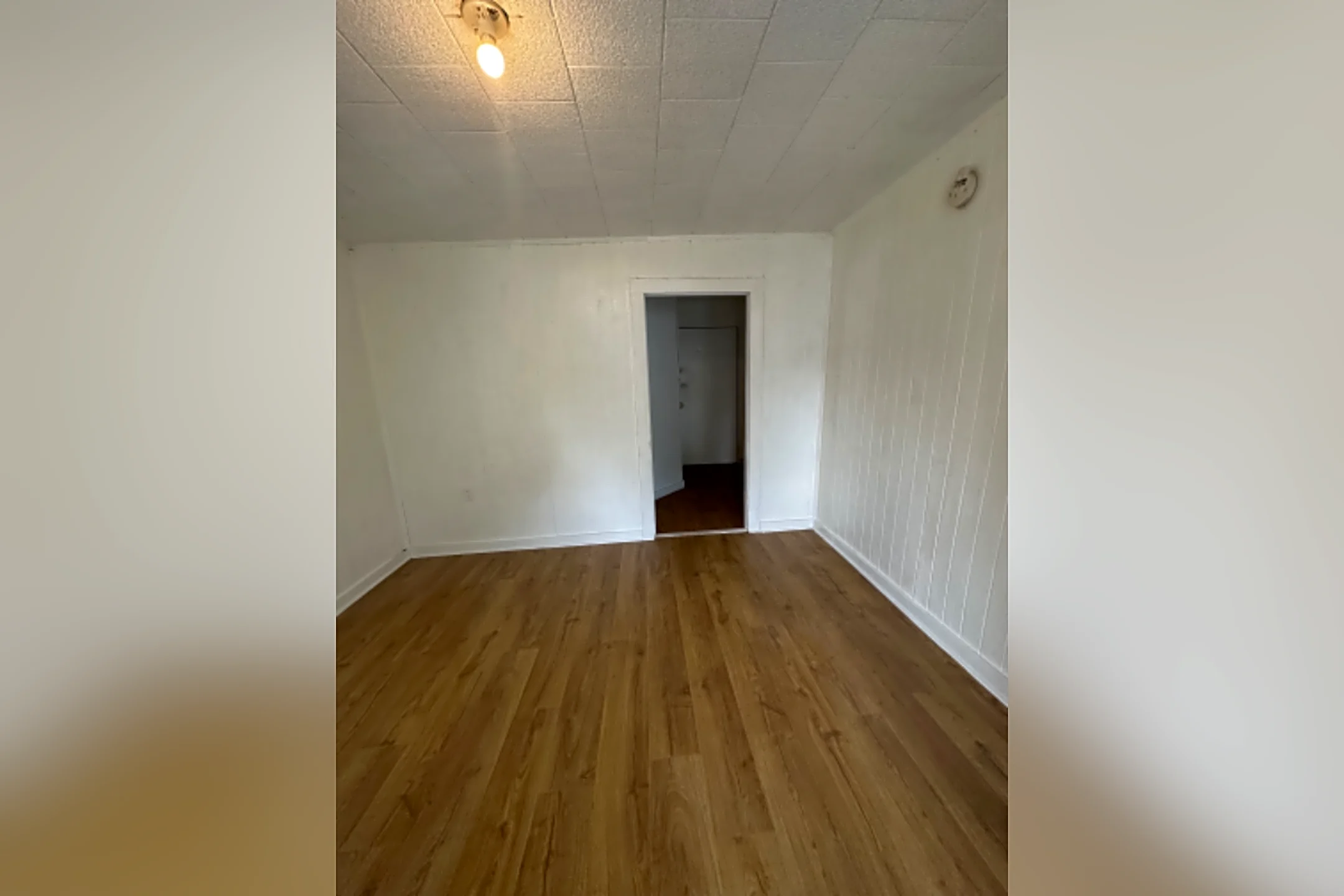 511 St John St 511 St John St unit B Gonzales, TX Houses for Rent