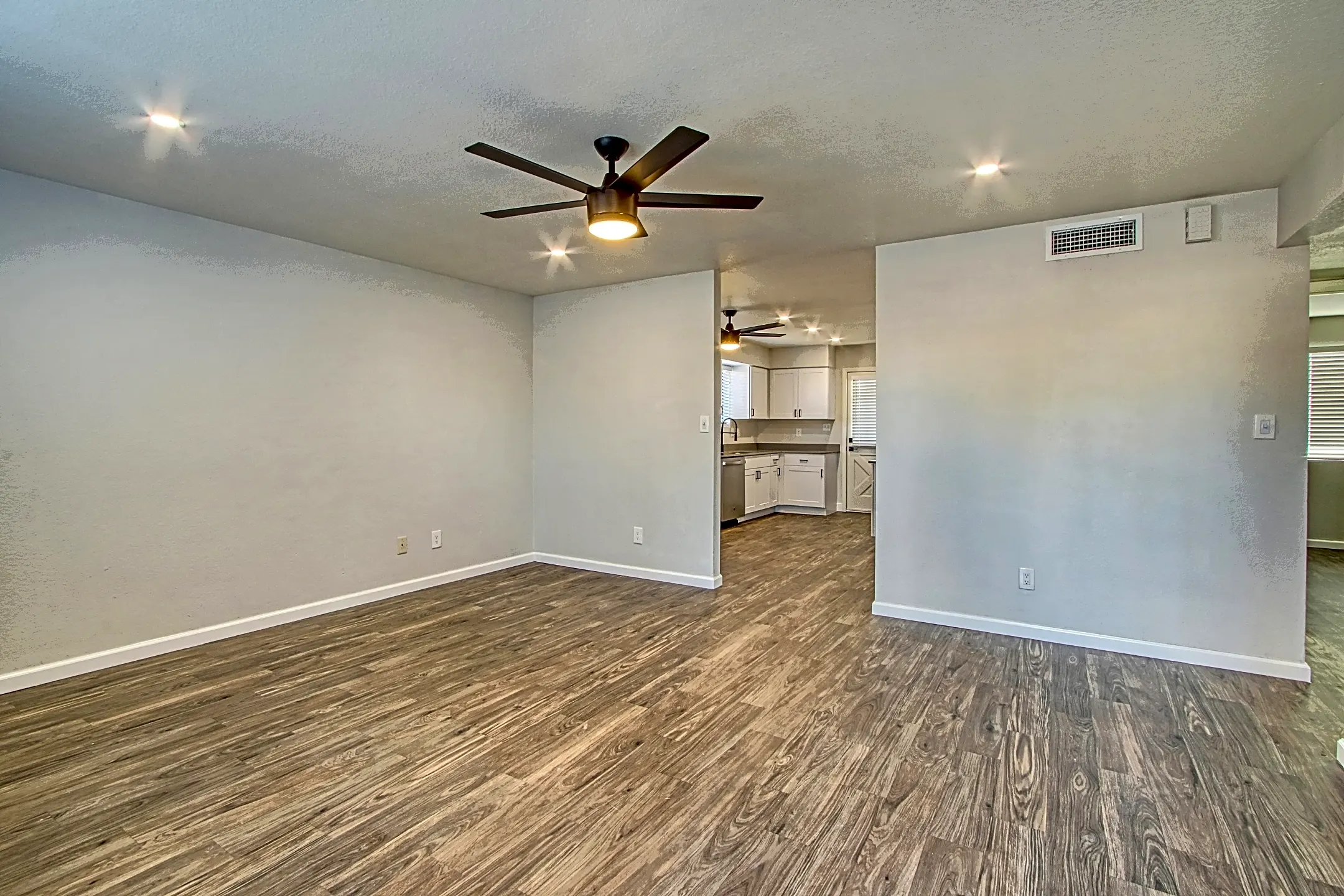 Reserve on Ray - Chandler, AZ 85225