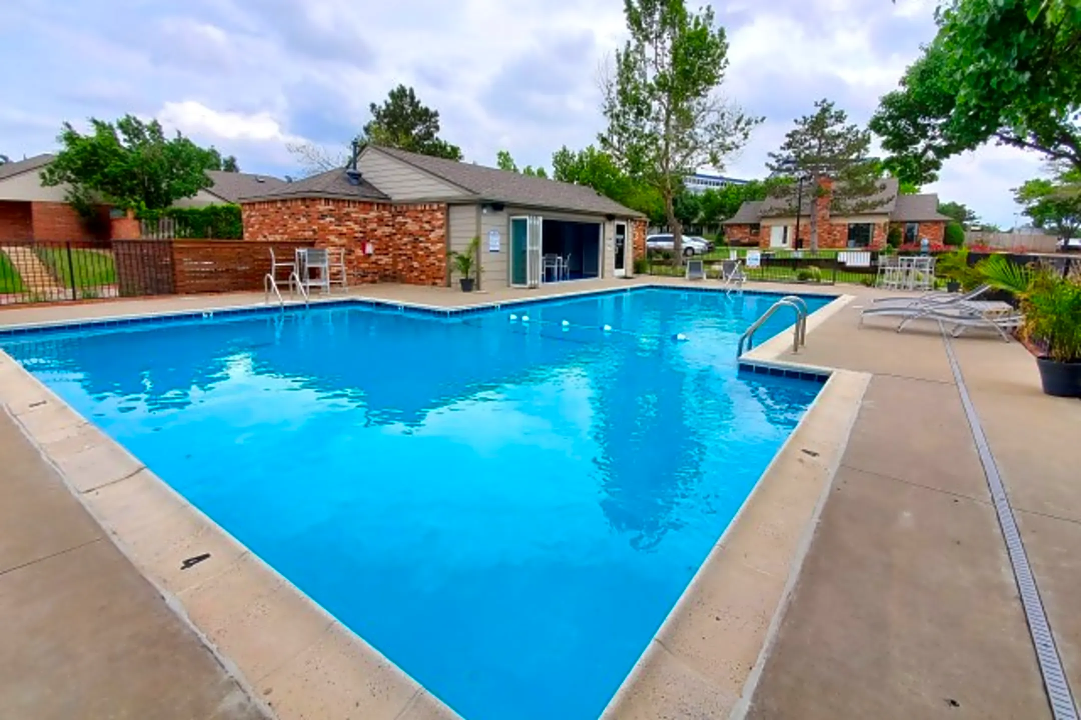 Garden Gate Patio Homes 4020 Versailles Blvd Oklahoma City, OK