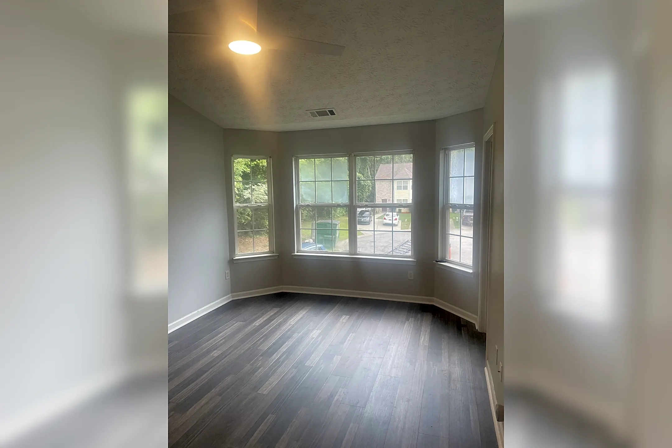 5539 Pineridge Ct Townhomes Forest Park, GA 30297