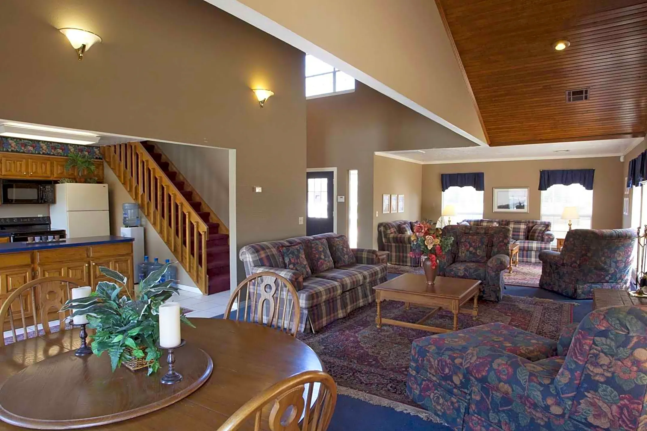 Clubhouse - Cape Cod Condominiums - Oklahoma City, OK