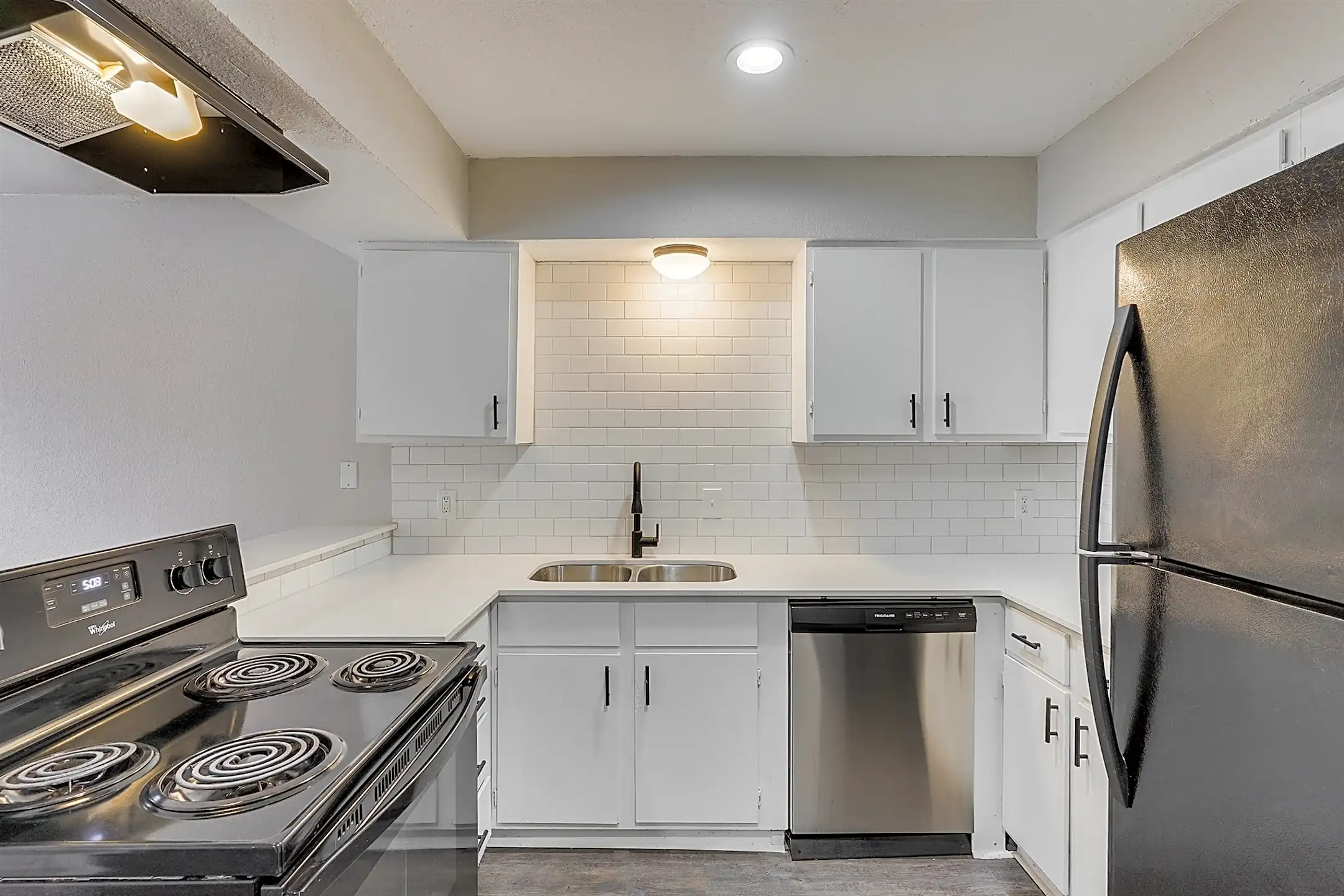 406 Noble Ave Apartments Everman, TX 76140