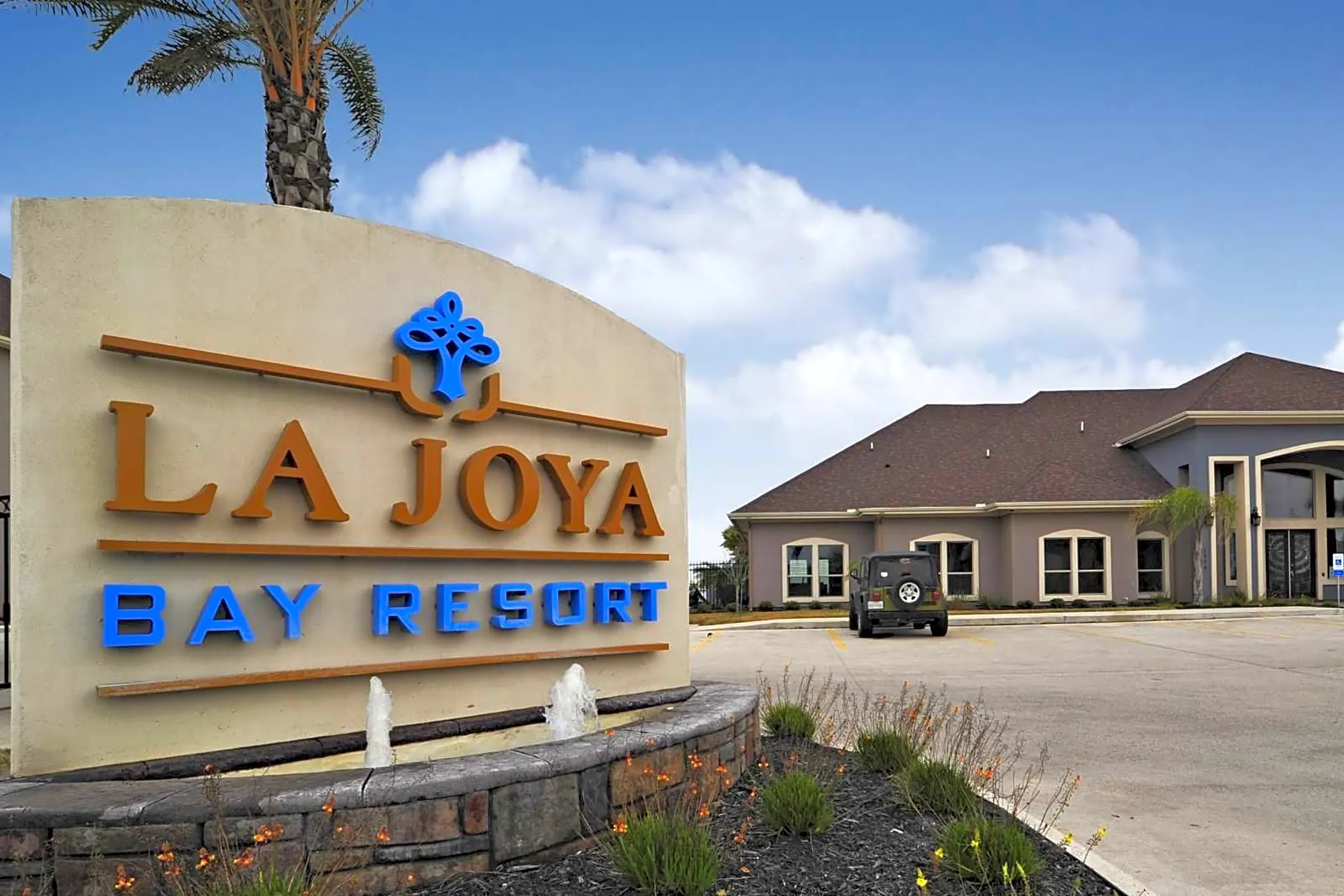 Community Signage - La Joya Bay Resort - Corpus Christi, TX