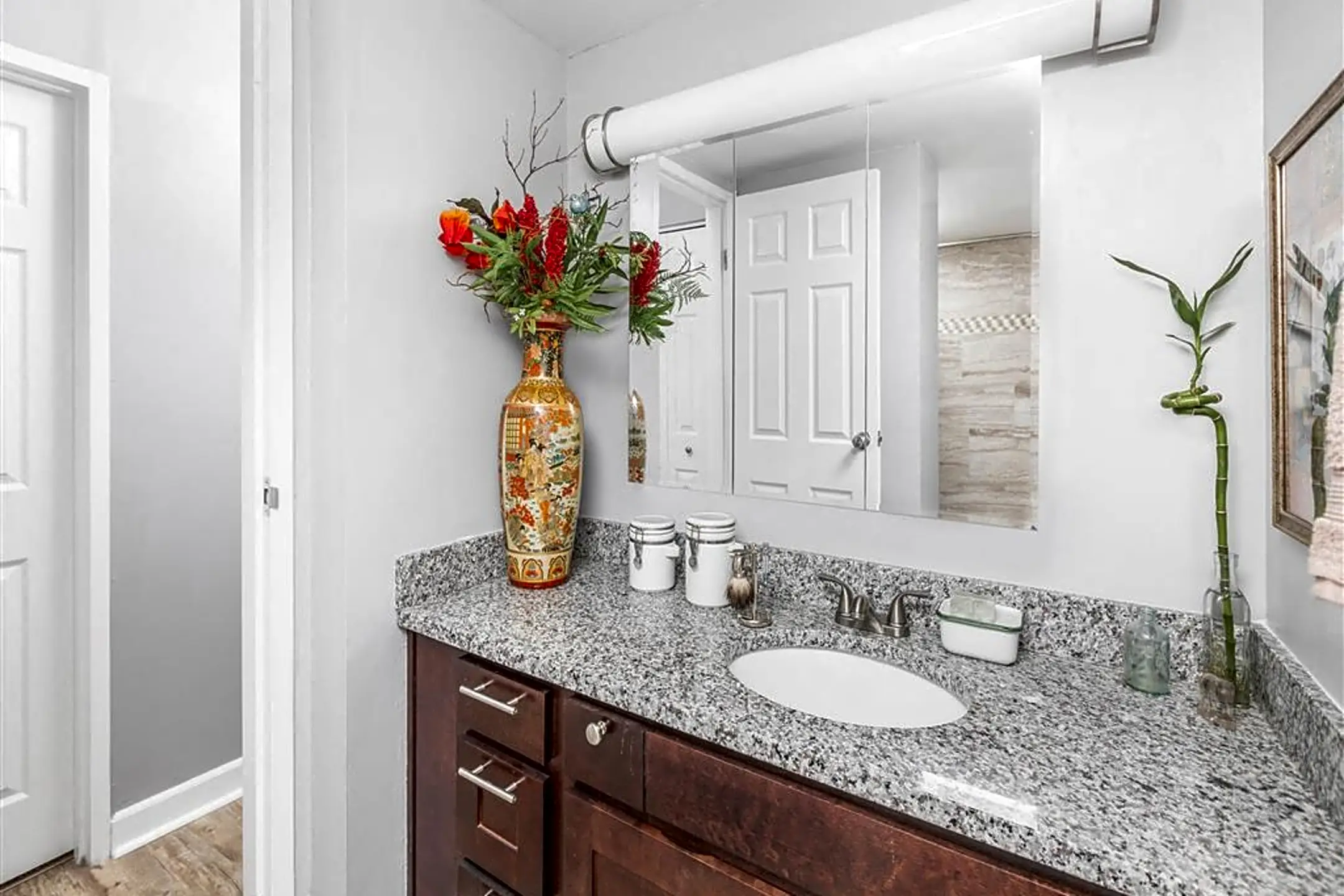 Three Rivers Luxury Apartments 101 3 RIVERS N Fort Wayne, IN