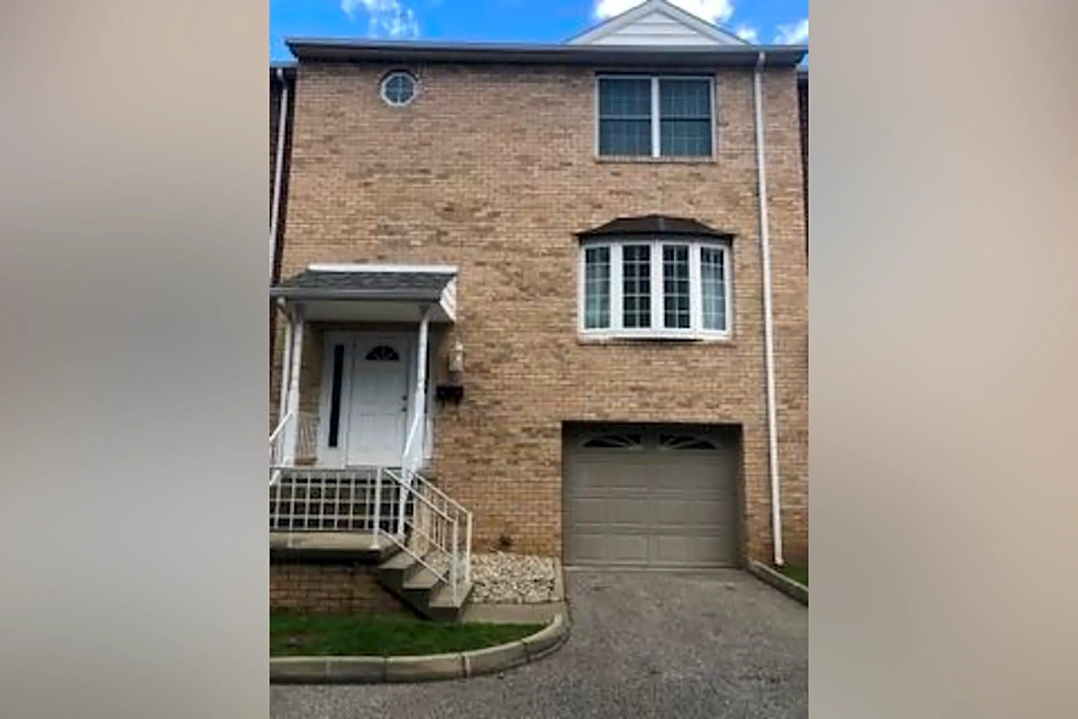 2402 Kanawha Terrace Saint Albans, WV Houses for Rent Rent.