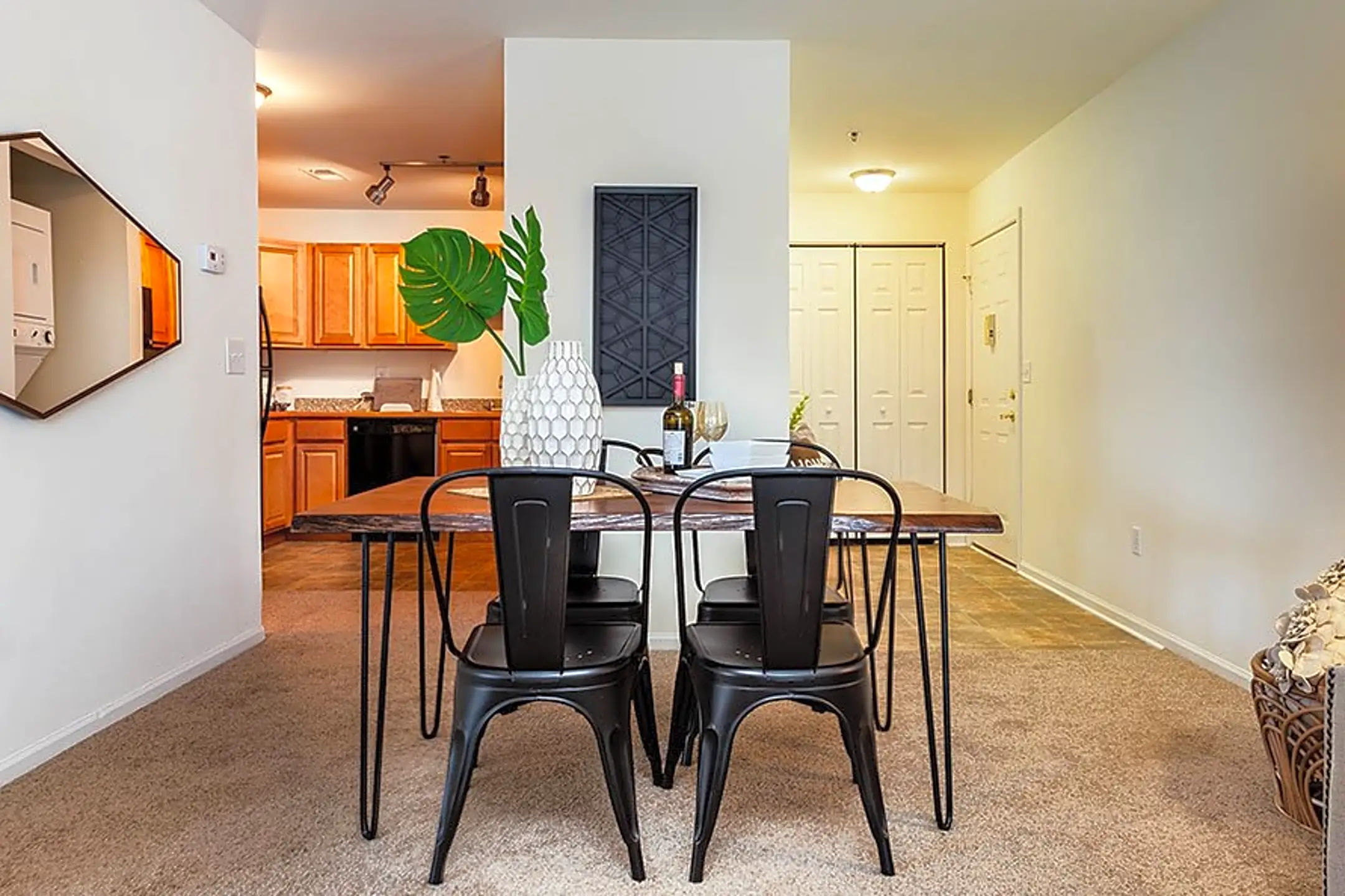 Dining Room - Village of Westover Apartments - Dover, DE