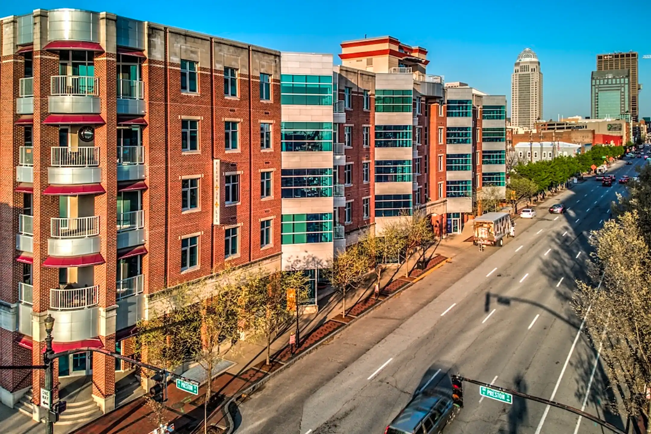 Fleur De Lis on Main Condominiums 324 E Main St Louisville, KY