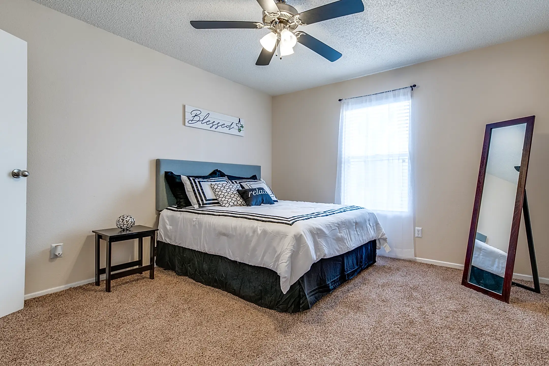 Cobble Hill 6050 Oakland Hills Dr Fort Worth, TX Apartments for